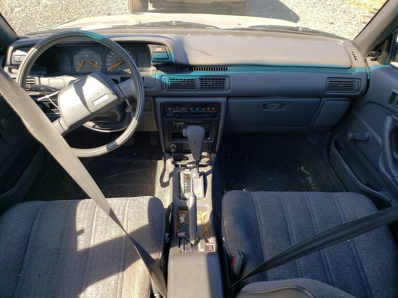 1990 Toyota Camry Base Серебряный vin: 4T1SV24E7LU111567