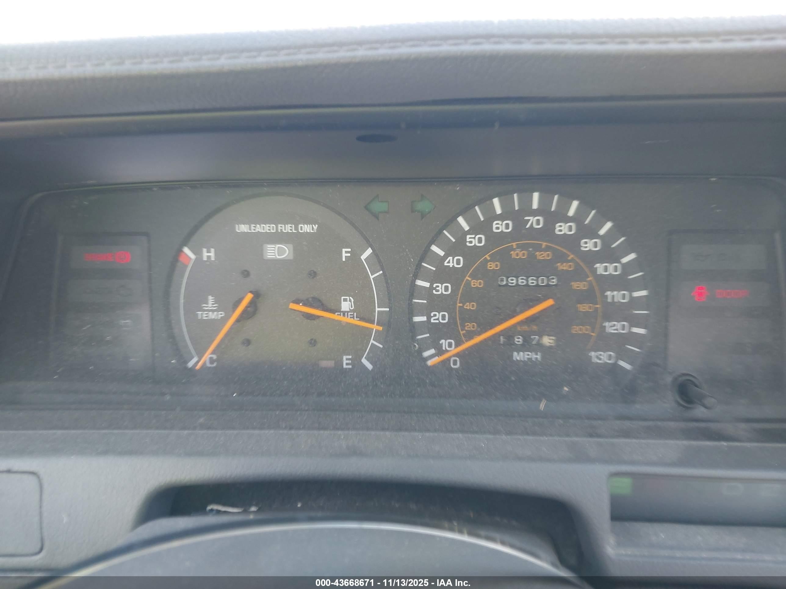 1990 Toyota Camry   Красный vin: 4T1SV24EXLU274729