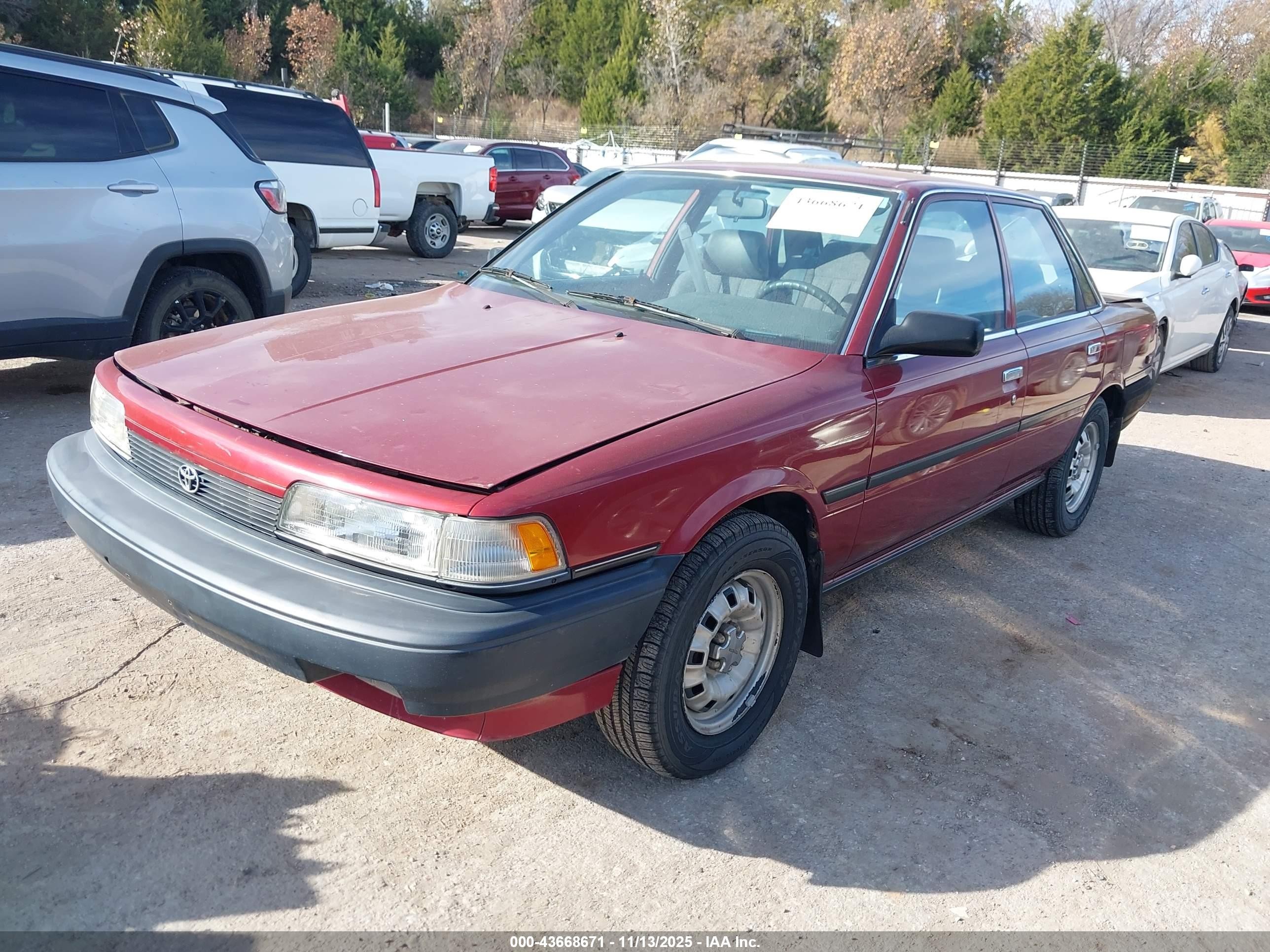 1990 Toyota Camry   Красный vin: 4T1SV24EXLU274729