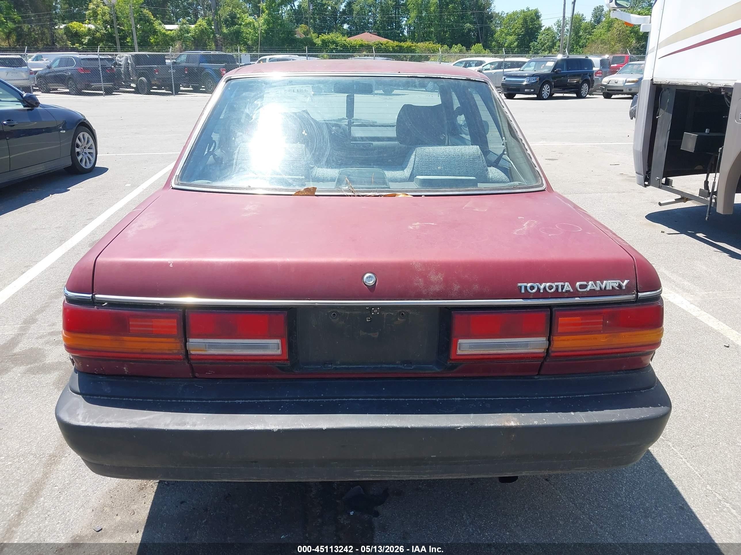1991 Toyota Camry   Burgundy vin: 4T1SV24EXMU341816