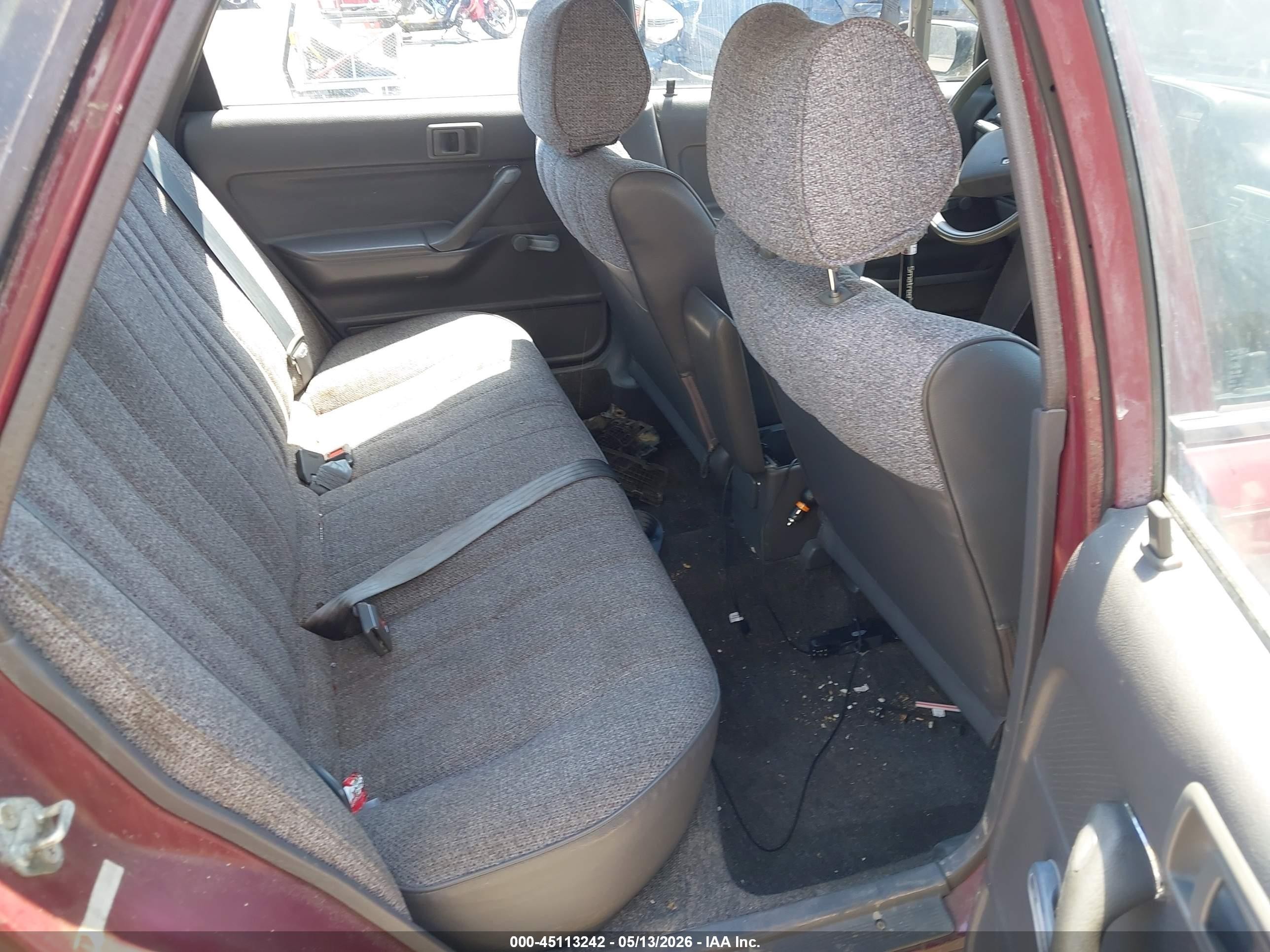 1991 Toyota Camry   Burgundy vin: 4T1SV24EXMU341816