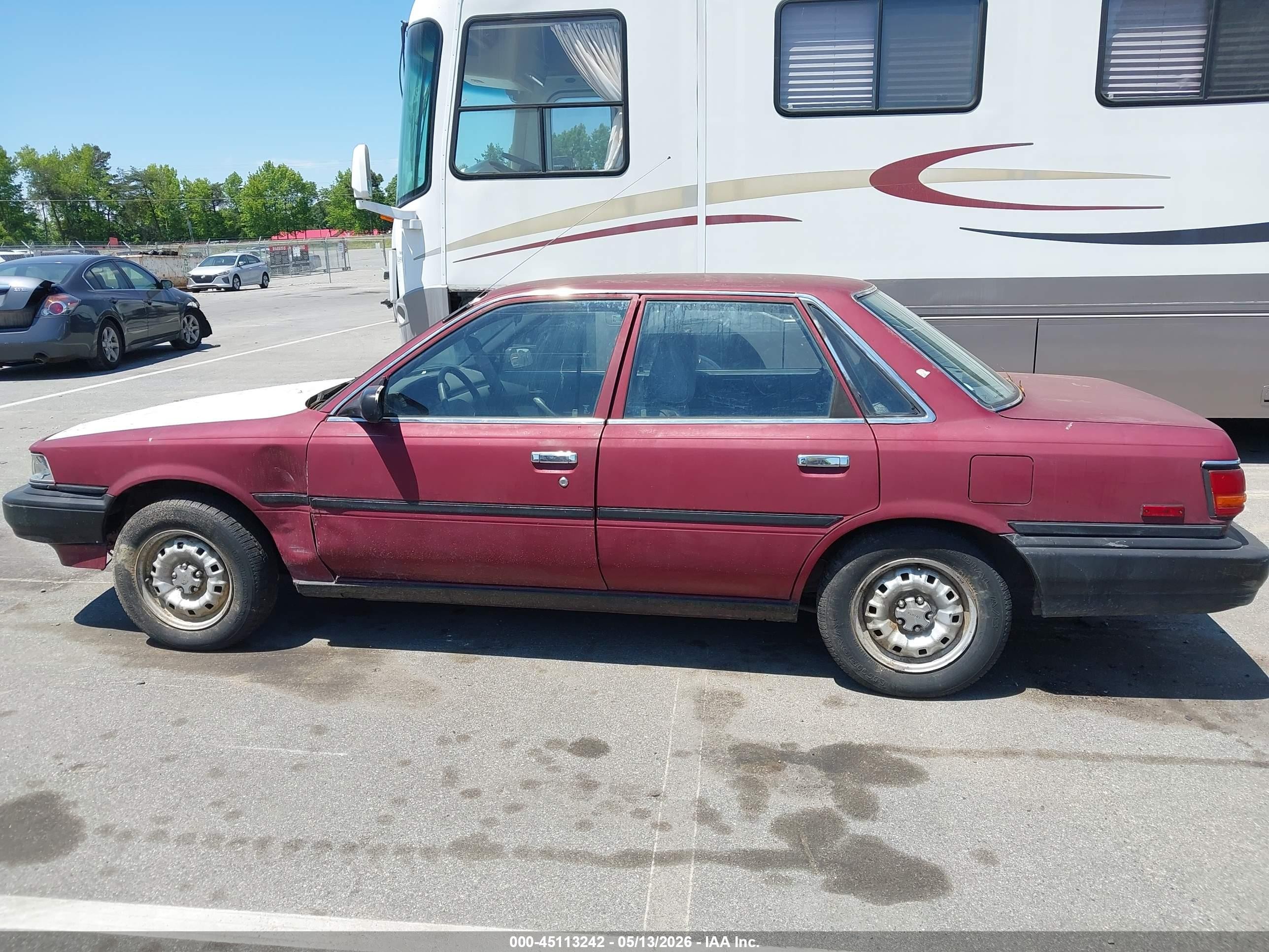 1991 Toyota Camry   Burgundy vin: 4T1SV24EXMU341816