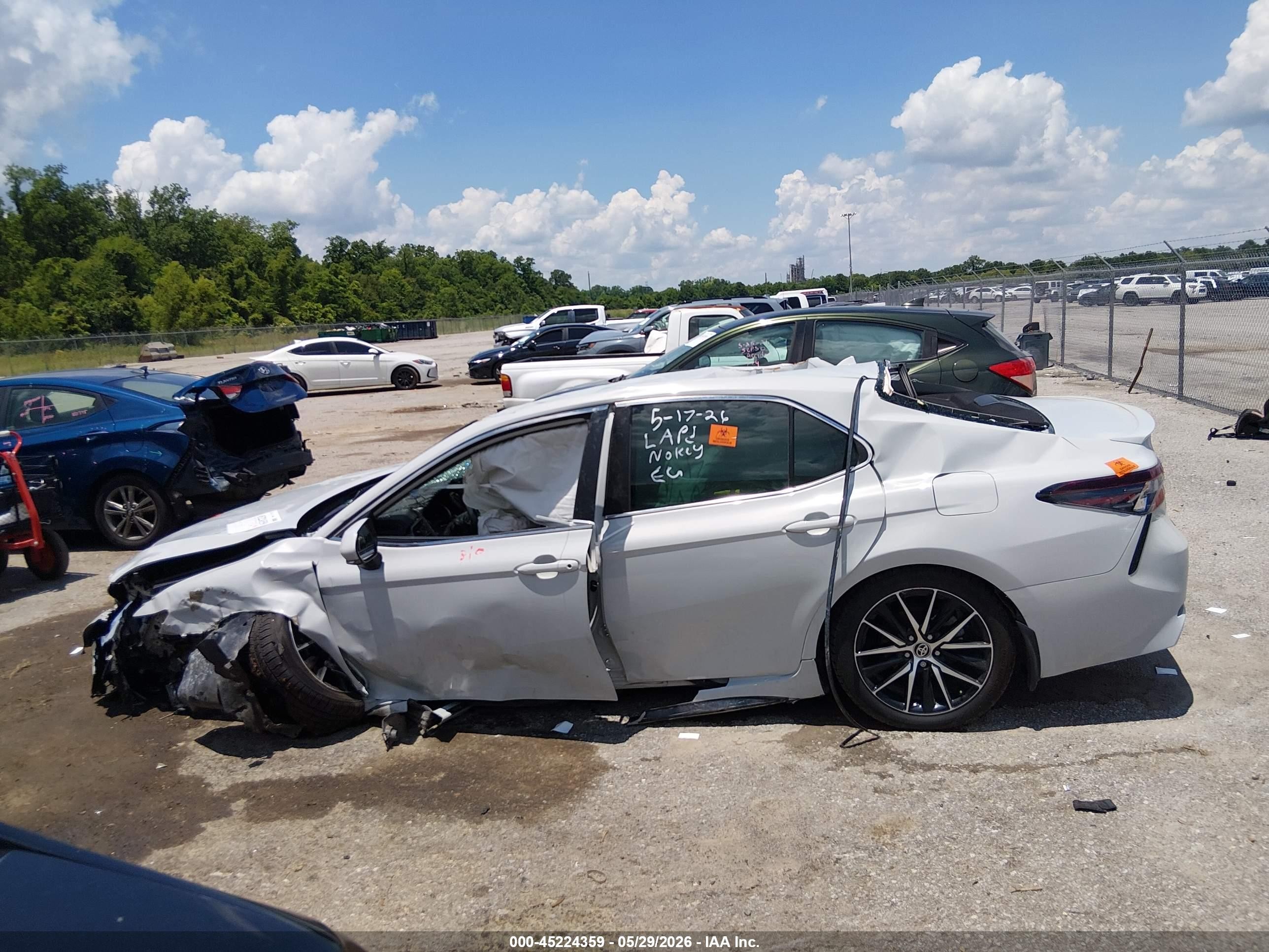 2022 Toyota Camry Se White vin: 4T1T11AK8NU071121