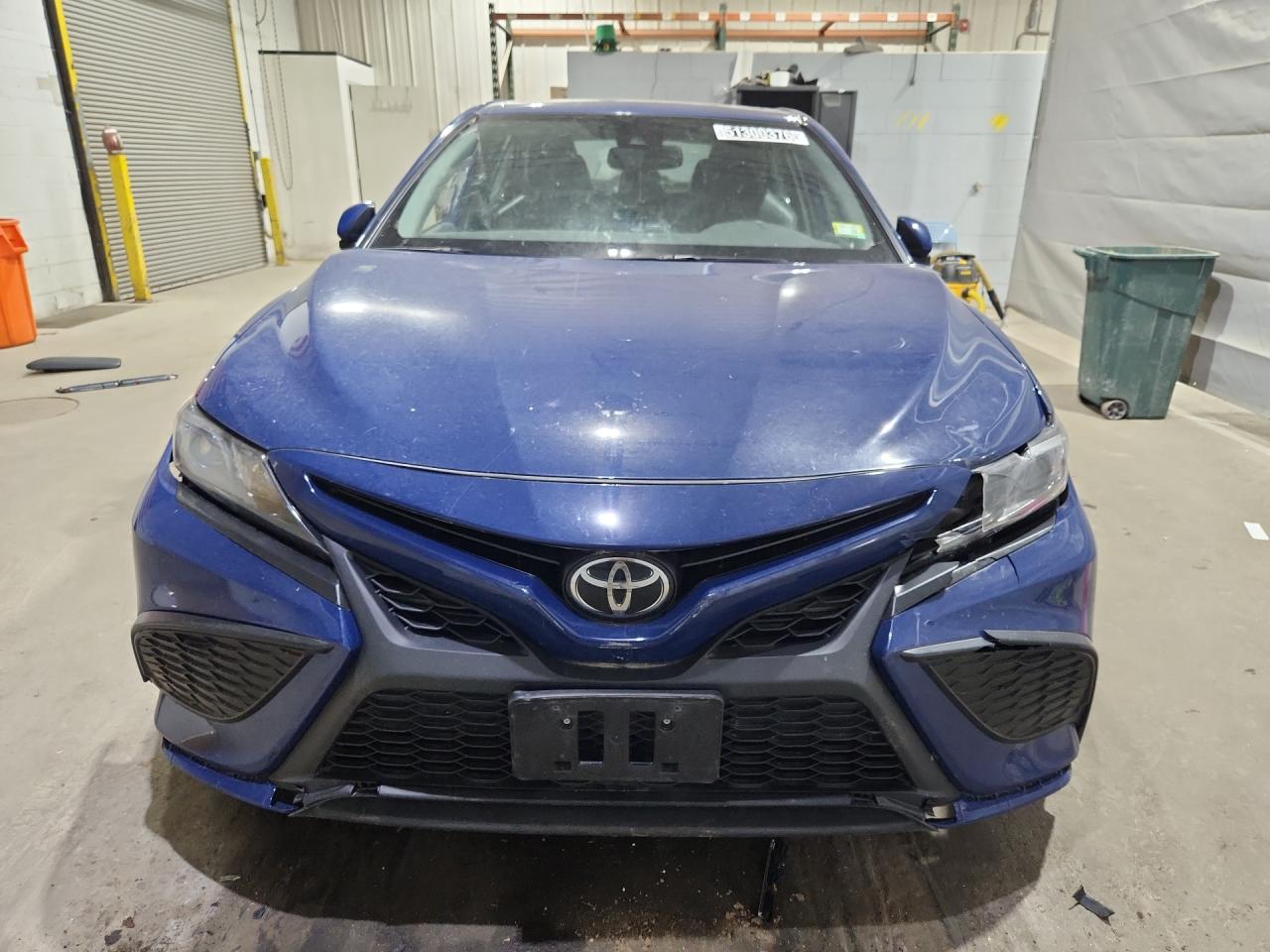 2024 Toyota Camry Se Синий vin: 4T1T11BK7RU125612 Damage: Hood, Dent(S) W/ Paint Dmg, 4 To 5 Inches