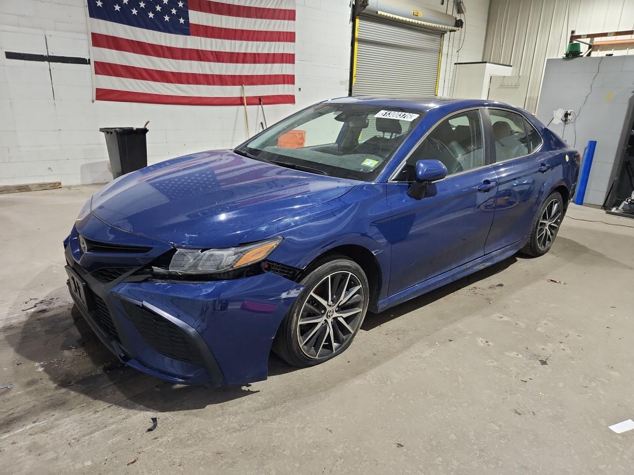 2024 Toyota Camry Se Синий vin: 4T1T11BK7RU125612 Damage: Left Head Lamp, Broken, Replacement Required