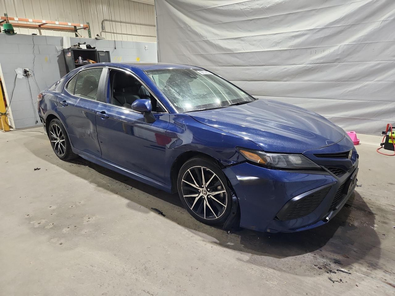 2024 Toyota Camry Se Синий vin: 4T1T11BK7RU125612 Damage: Right Rear Door, Dent(S) W/ Paint Dmg, > 12 Inches