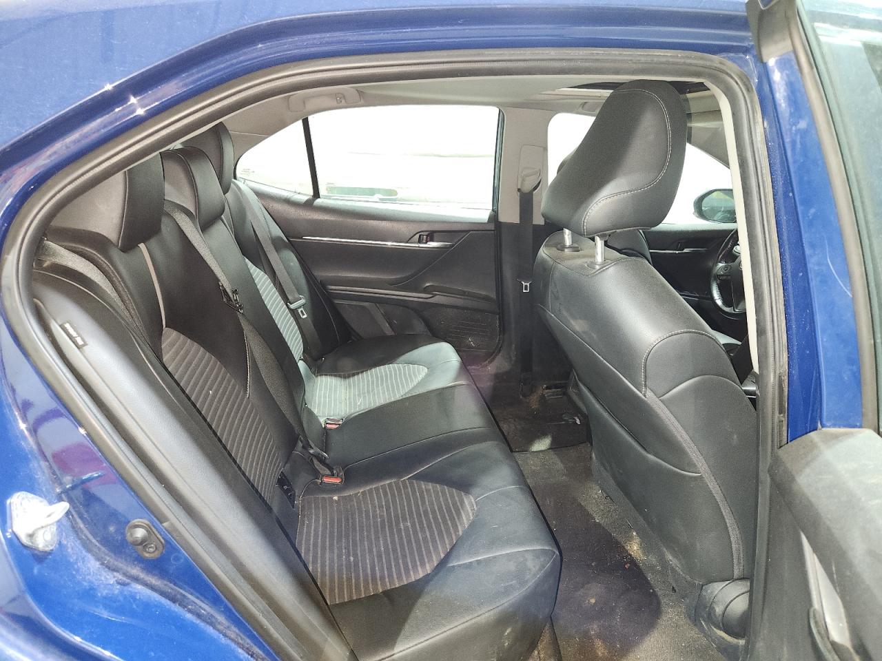2024 Toyota Camry Se Синий vin: 4T1T11BK7RU125612 Damage: Headlining, Peeling, > 12 Inches