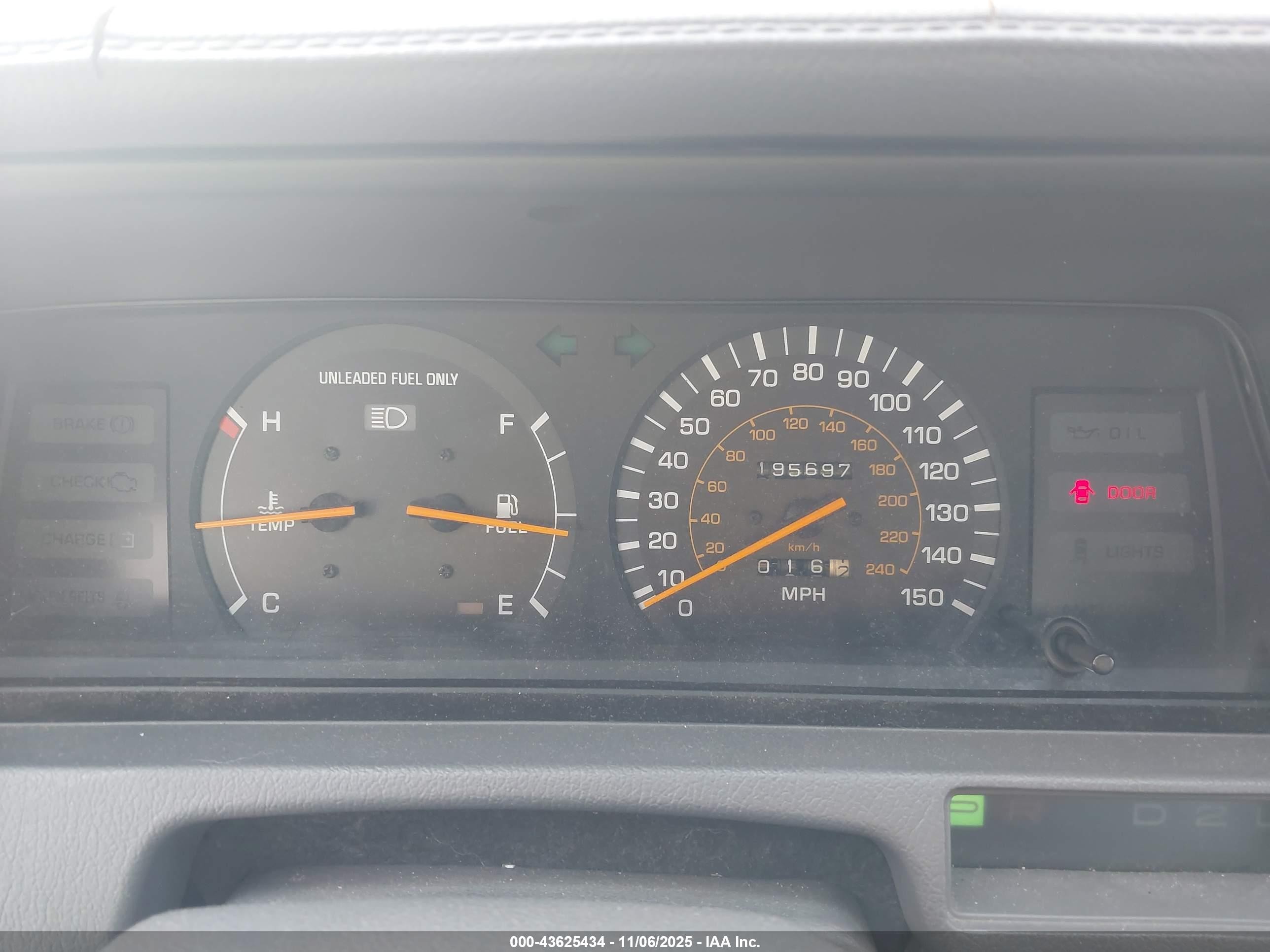 1990 Toyota Camry Dlx Maroon vin: 4T1VV21EXLU028720