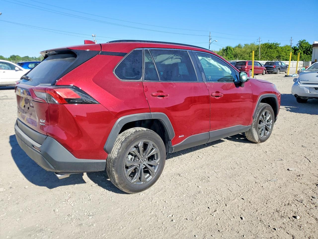 2025 Toyota Rav4 Xle Premium Red vin: 4T3B6RFV0SU187995