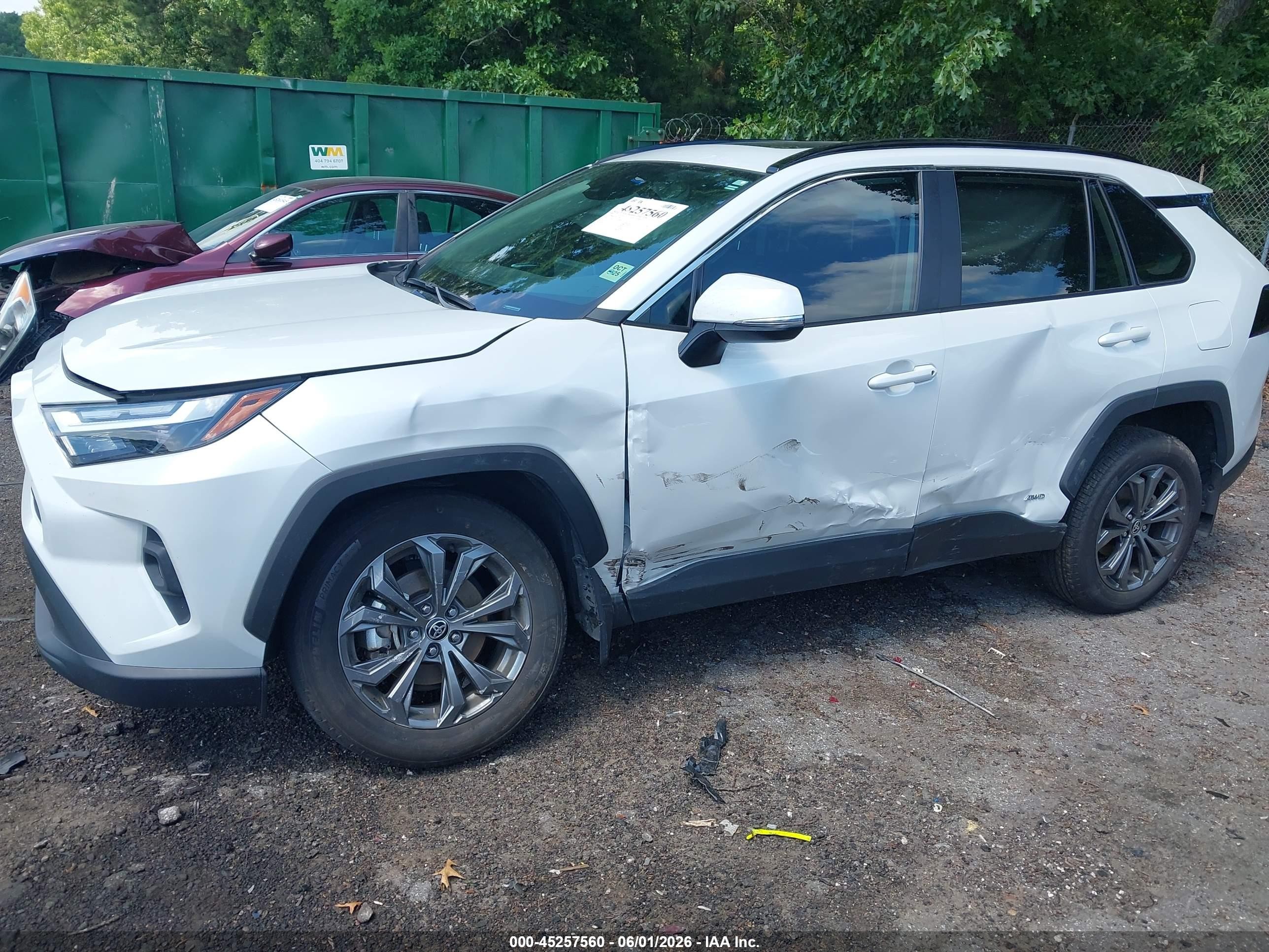 2024 Toyota Rav4 Hybrid Xle Premium White vin: 4T3B6RFV7RU171805