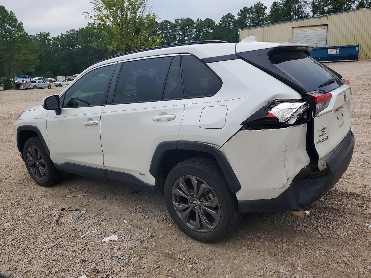 2022 Toyota Rav4 Xle Premium White vin: 4T3B6RFV8NU092718
