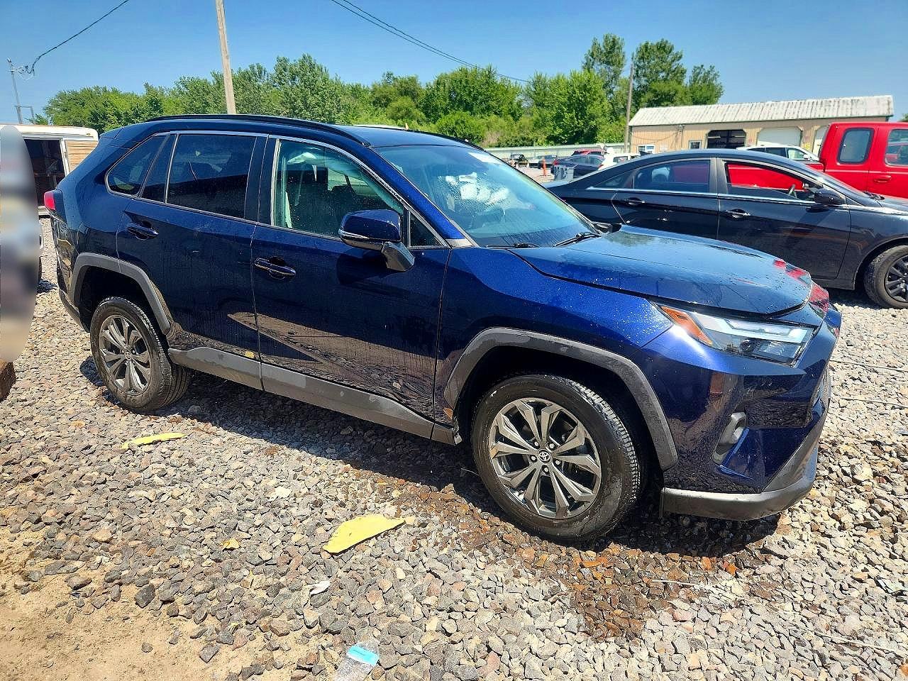 2022 Toyota Rav4 Xle Premium Blue vin: 4T3B6RFV8NU097109