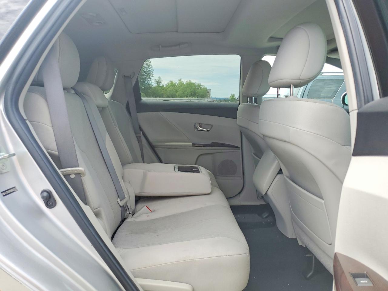 2010 Toyota Venza Awd 4cyl Silver vin: 4T3BA3BB0AU017478