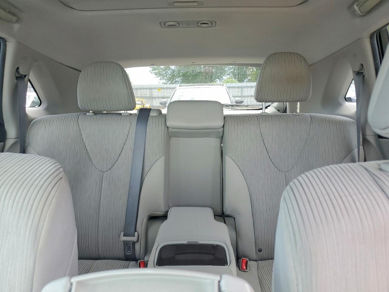 2010 Toyota Venza Awd 4cyl Silver vin: 4T3BA3BB0AU017478