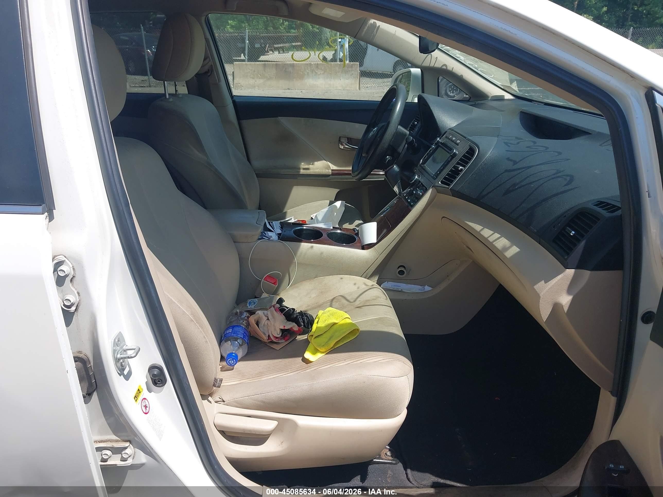 2013 Toyota Venza Le White vin: 4T3BA3BB0DU039890