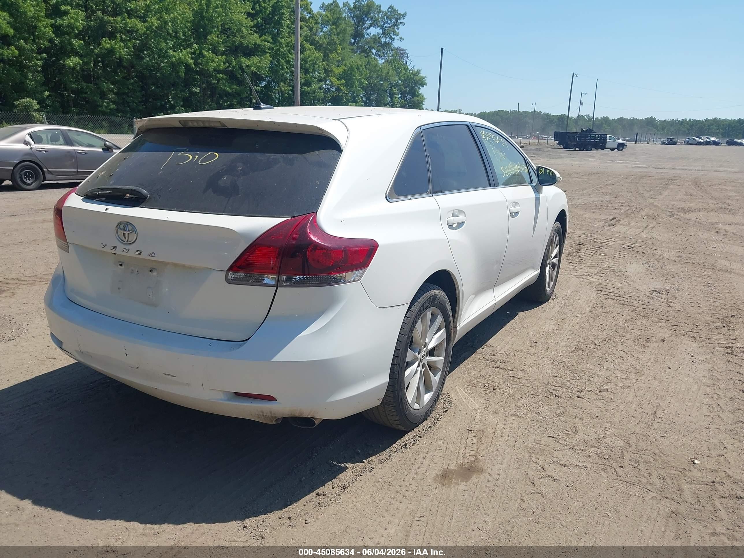 2013 Toyota Venza Le White vin: 4T3BA3BB0DU039890