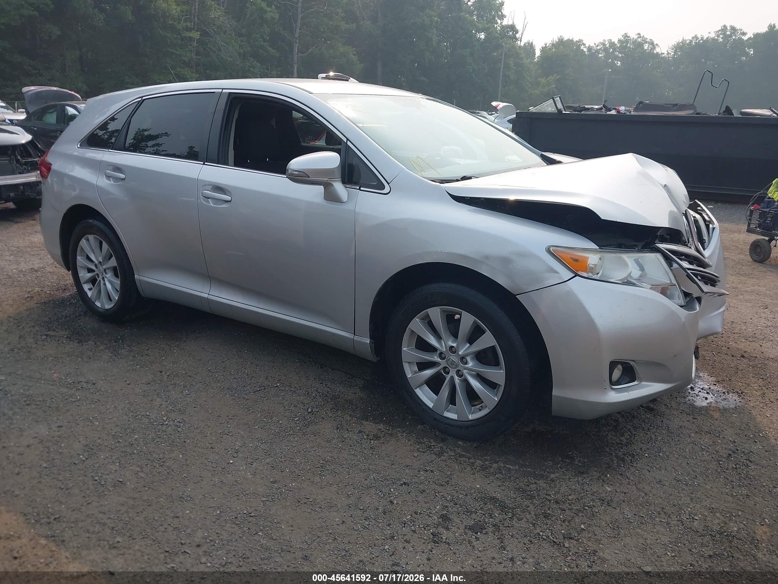 2014 Toyota Venza Le Silver vin: 4T3BA3BB1EU056943