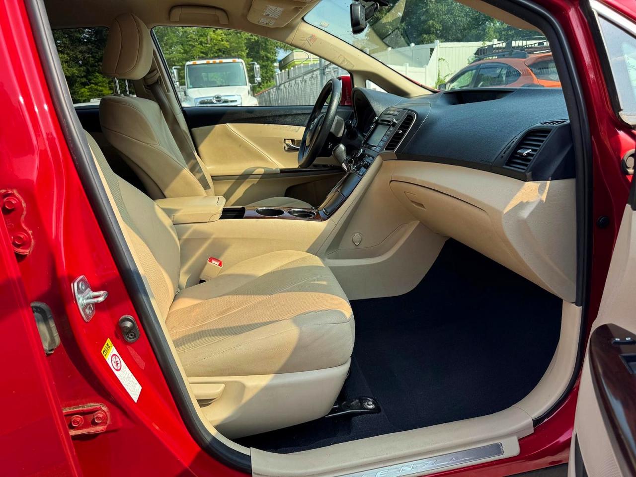 2015 Toyota Venza Le Red vin: 4T3BA3BB1FU069502