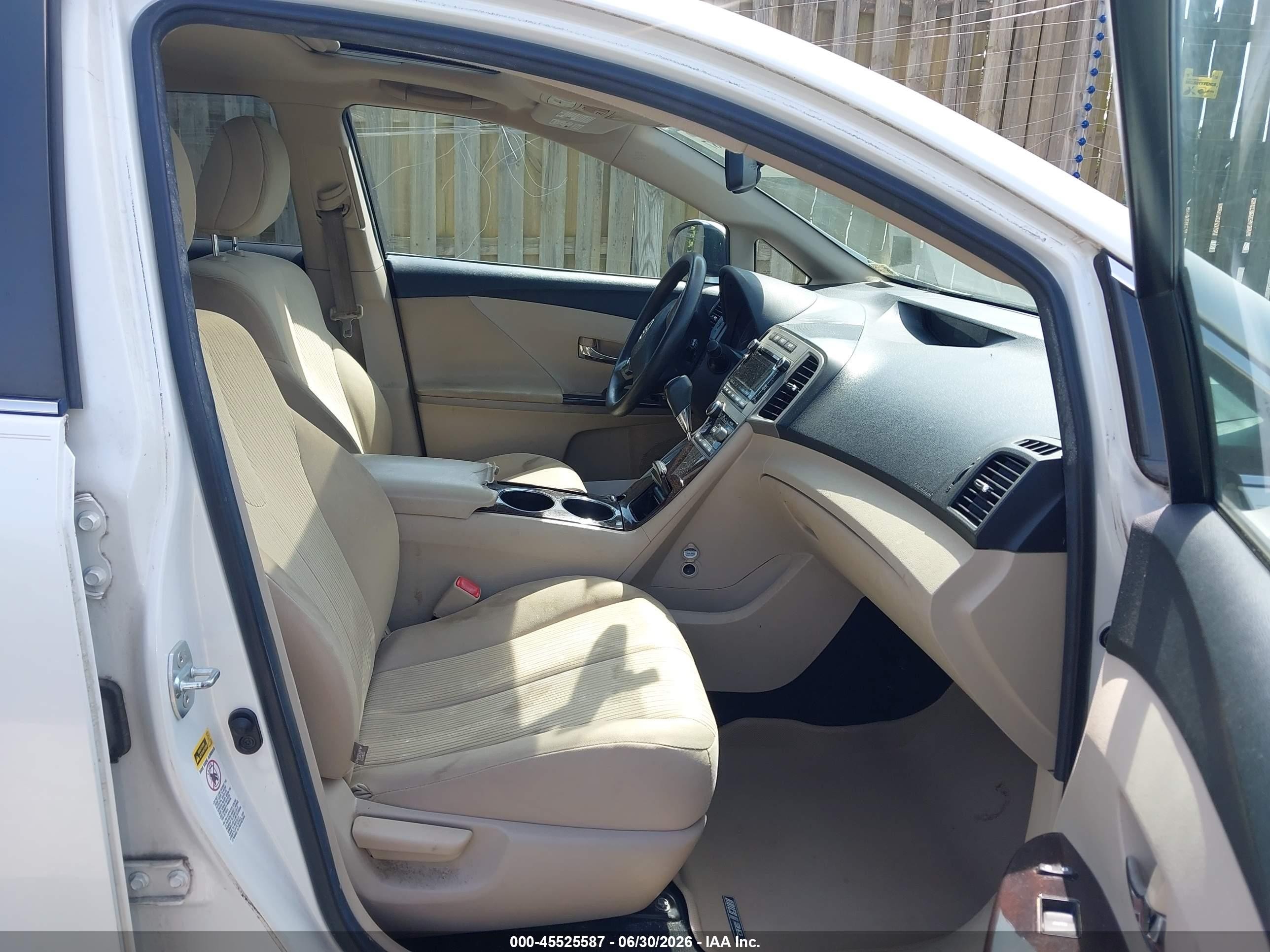 2011 Toyota Venza   White vin: 4T3BA3BB2BU022344