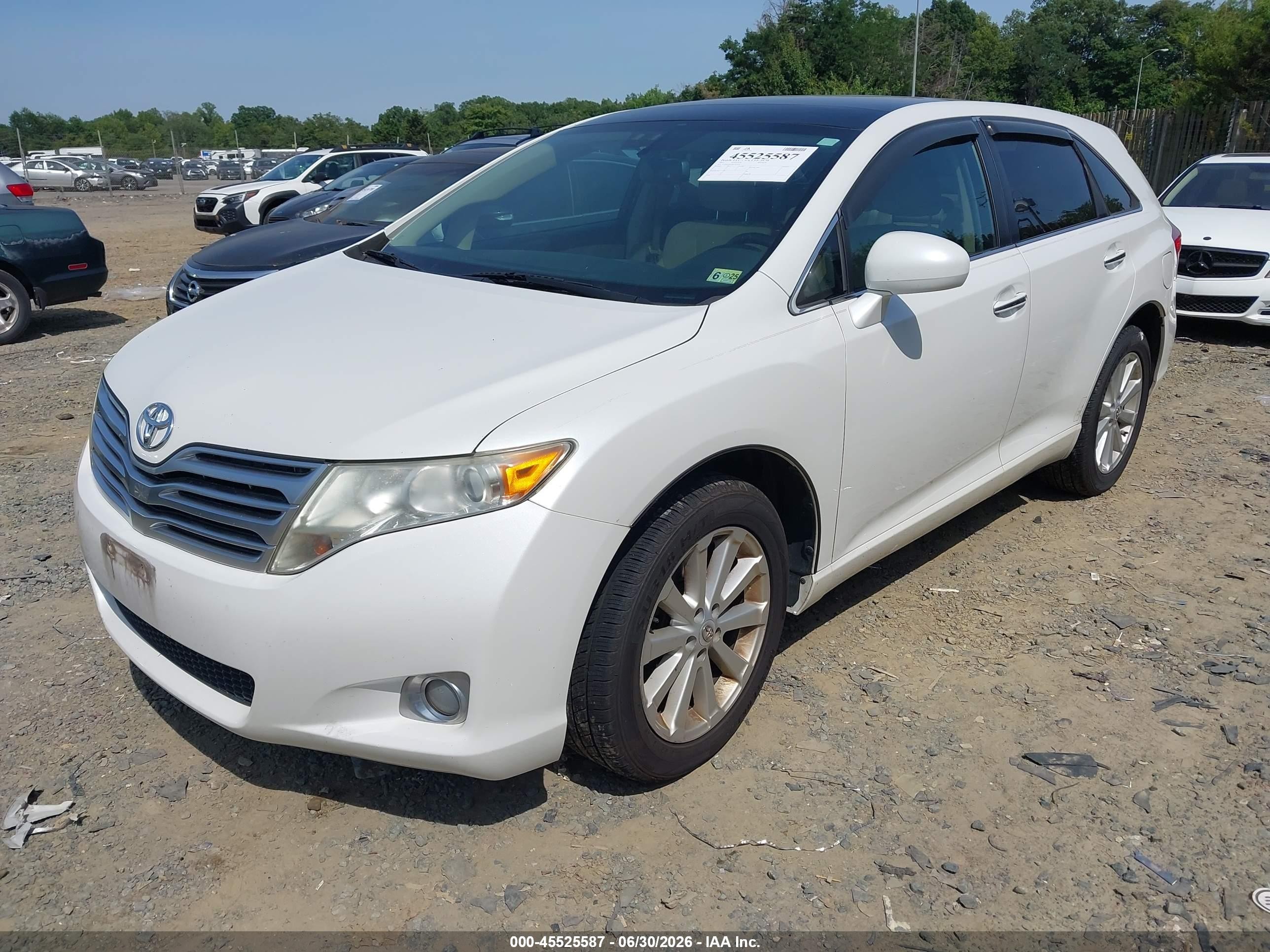 2011 Toyota Venza   White vin: 4T3BA3BB2BU022344