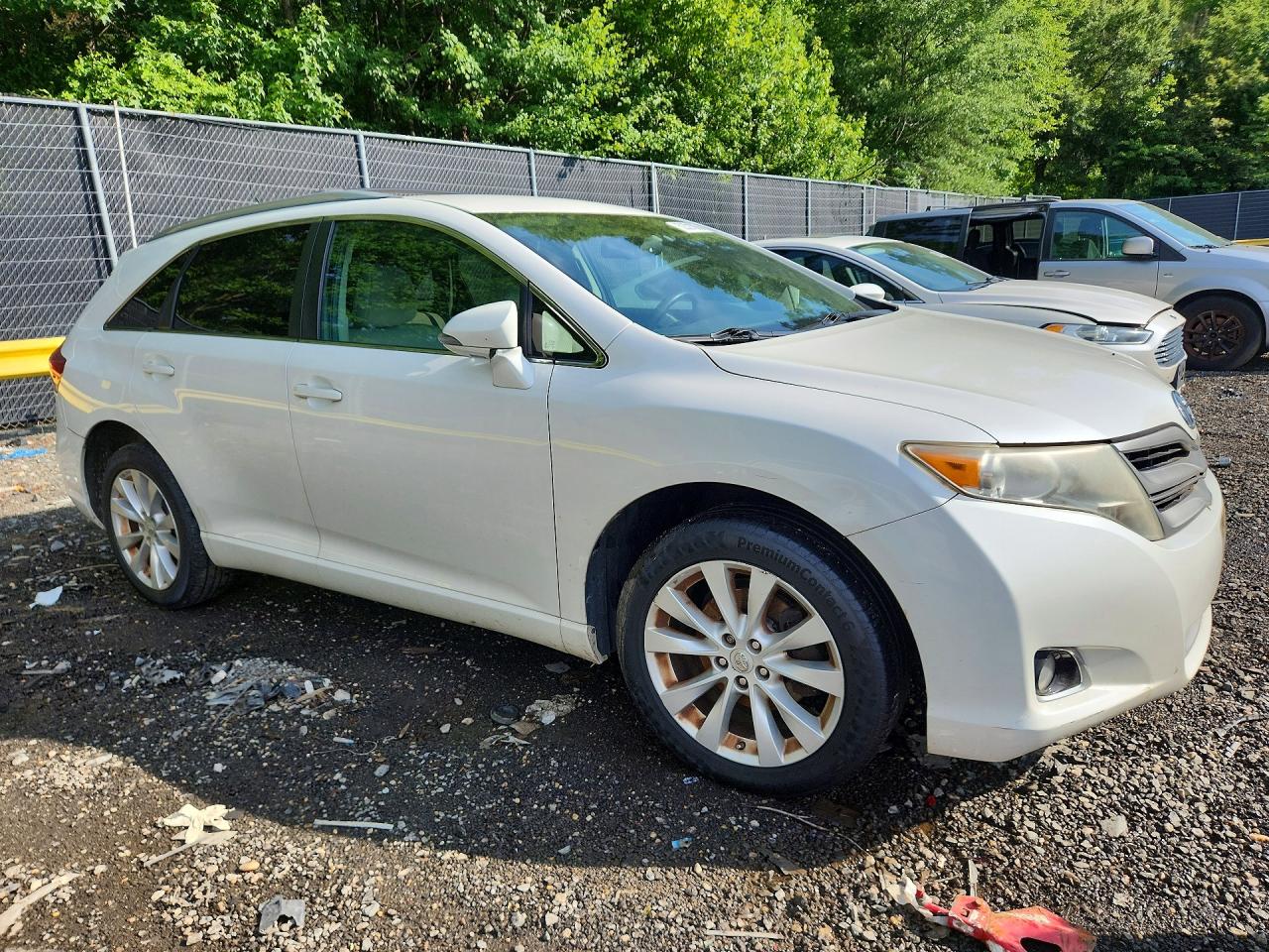 2014 Toyota Venza Le White vin: 4T3BA3BB2EU052769