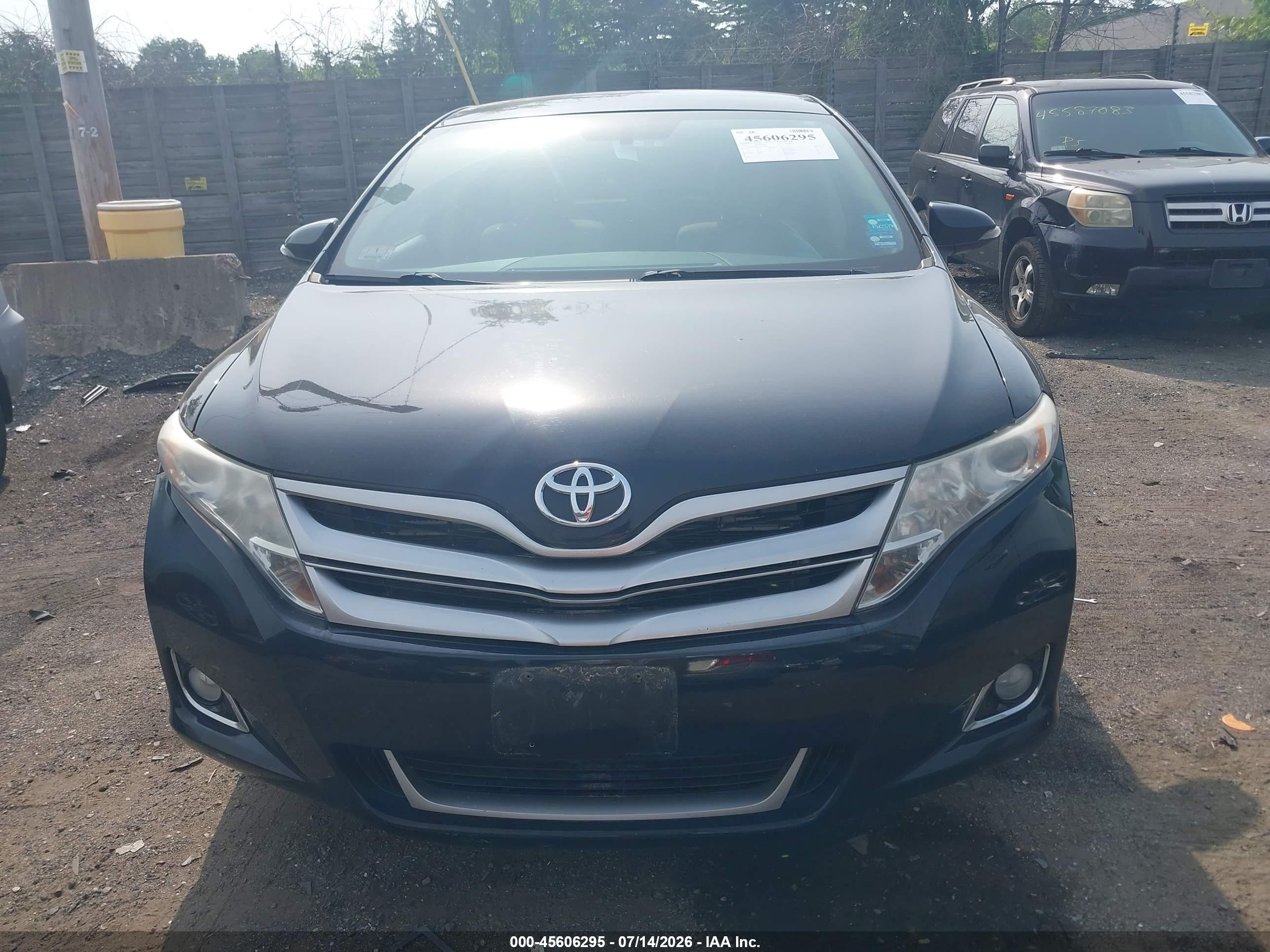 2014 Toyota Venza Le Black vin: 4T3BA3BB2EU053548