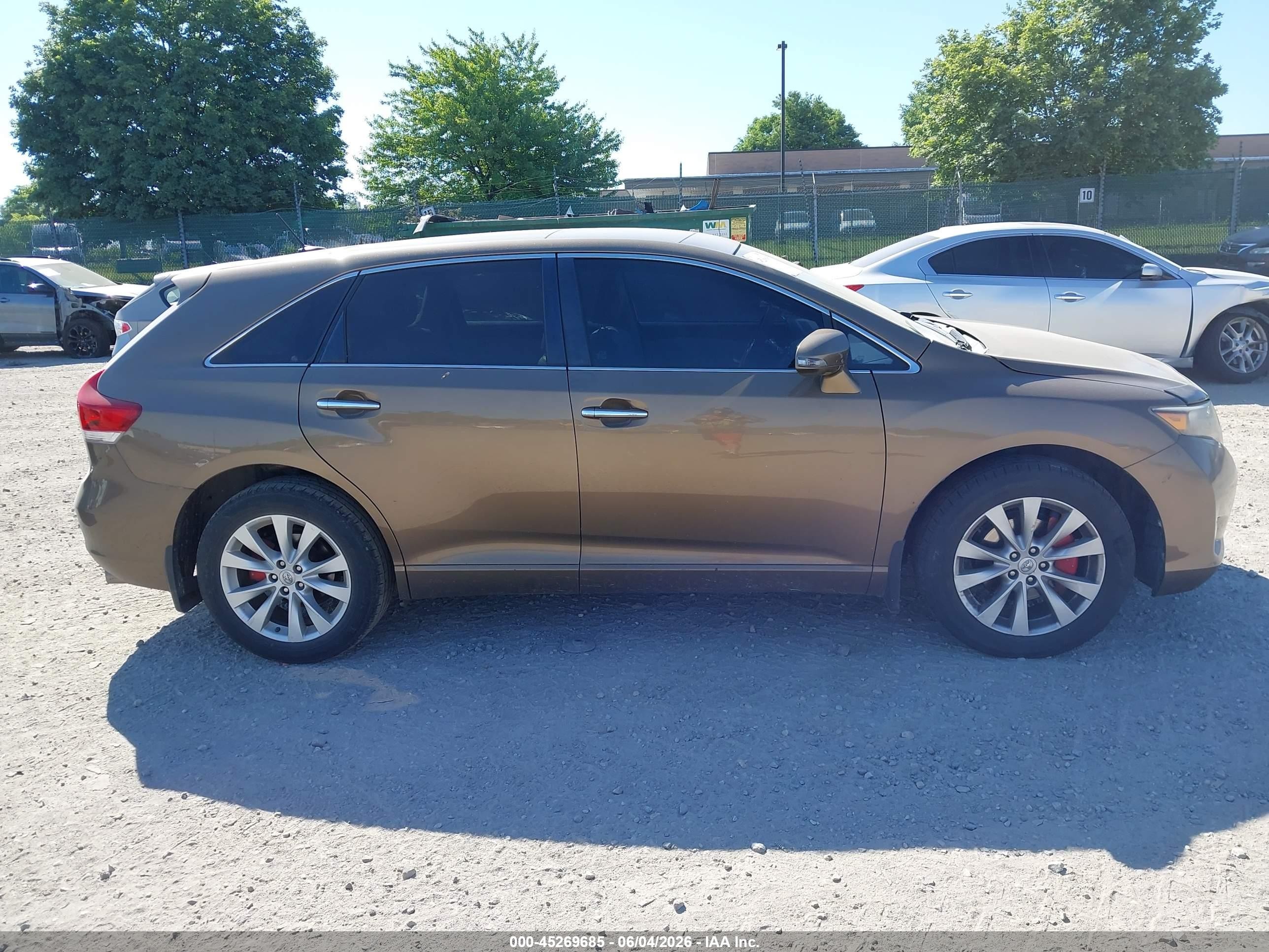 2014 Toyota Venza Xle Brown vin: 4T3BA3BB2EU056045