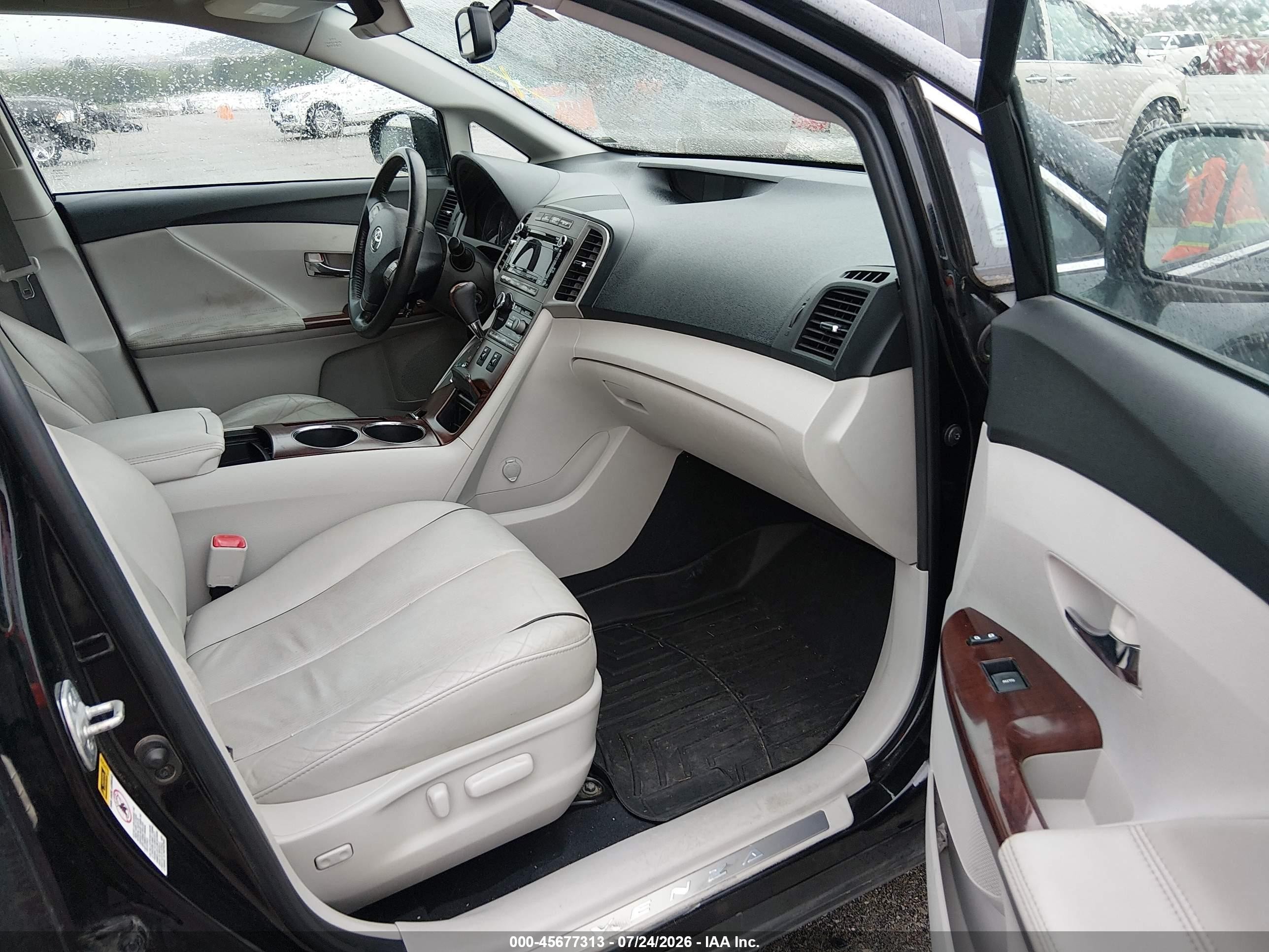 2010 Toyota Venza   Black vin: 4T3BA3BB4AU010792