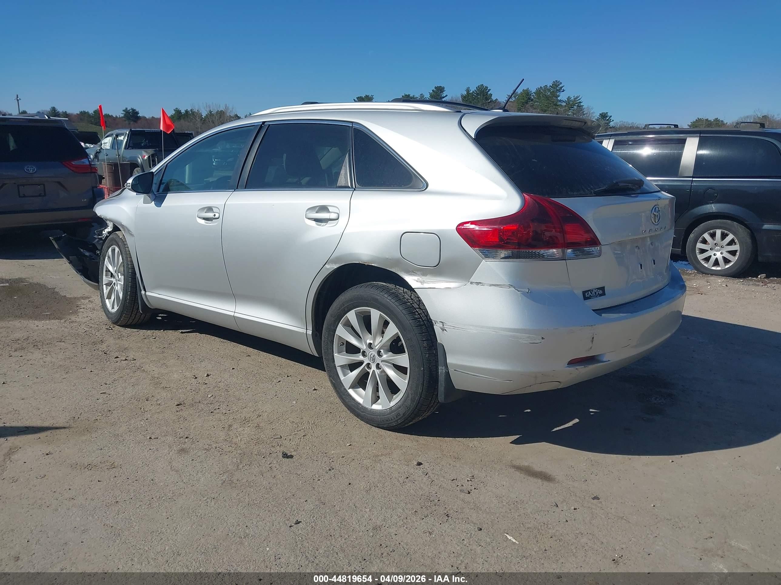 2013 Toyota Venza Le Silver vin: 4T3BA3BB4DU035776
