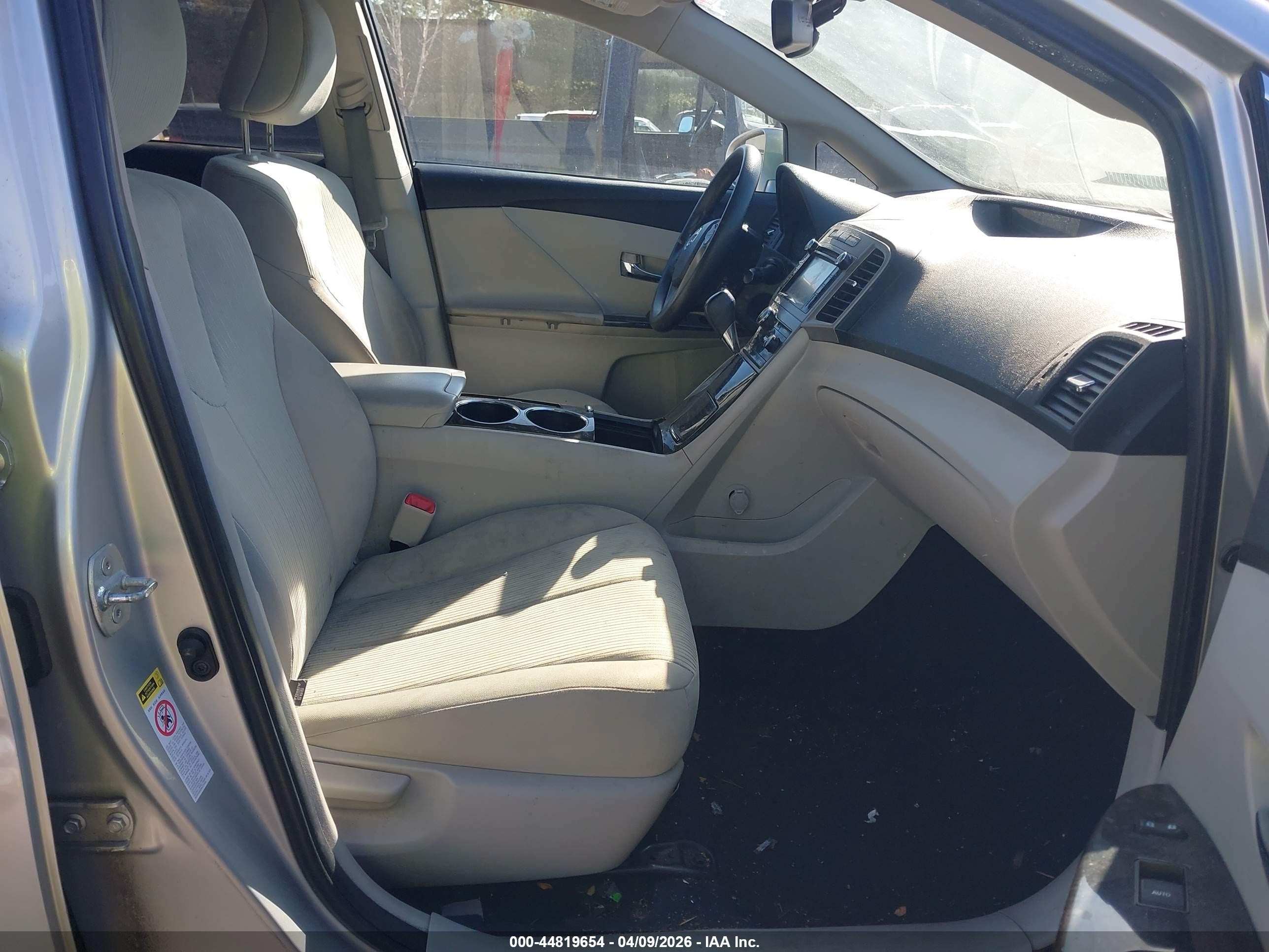 2013 Toyota Venza Le Silver vin: 4T3BA3BB4DU035776