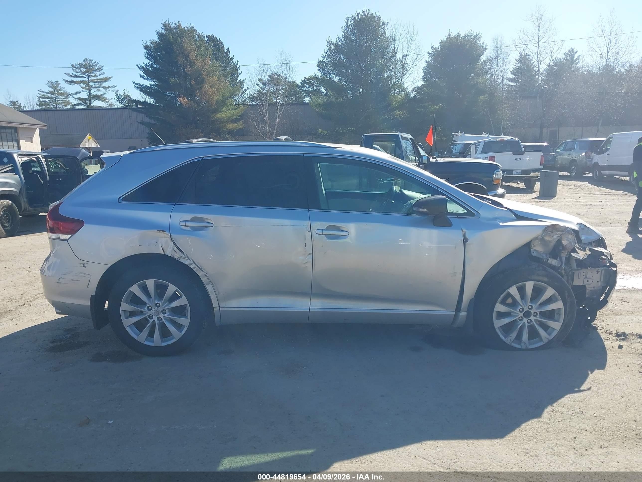 2013 Toyota Venza Le Silver vin: 4T3BA3BB4DU035776