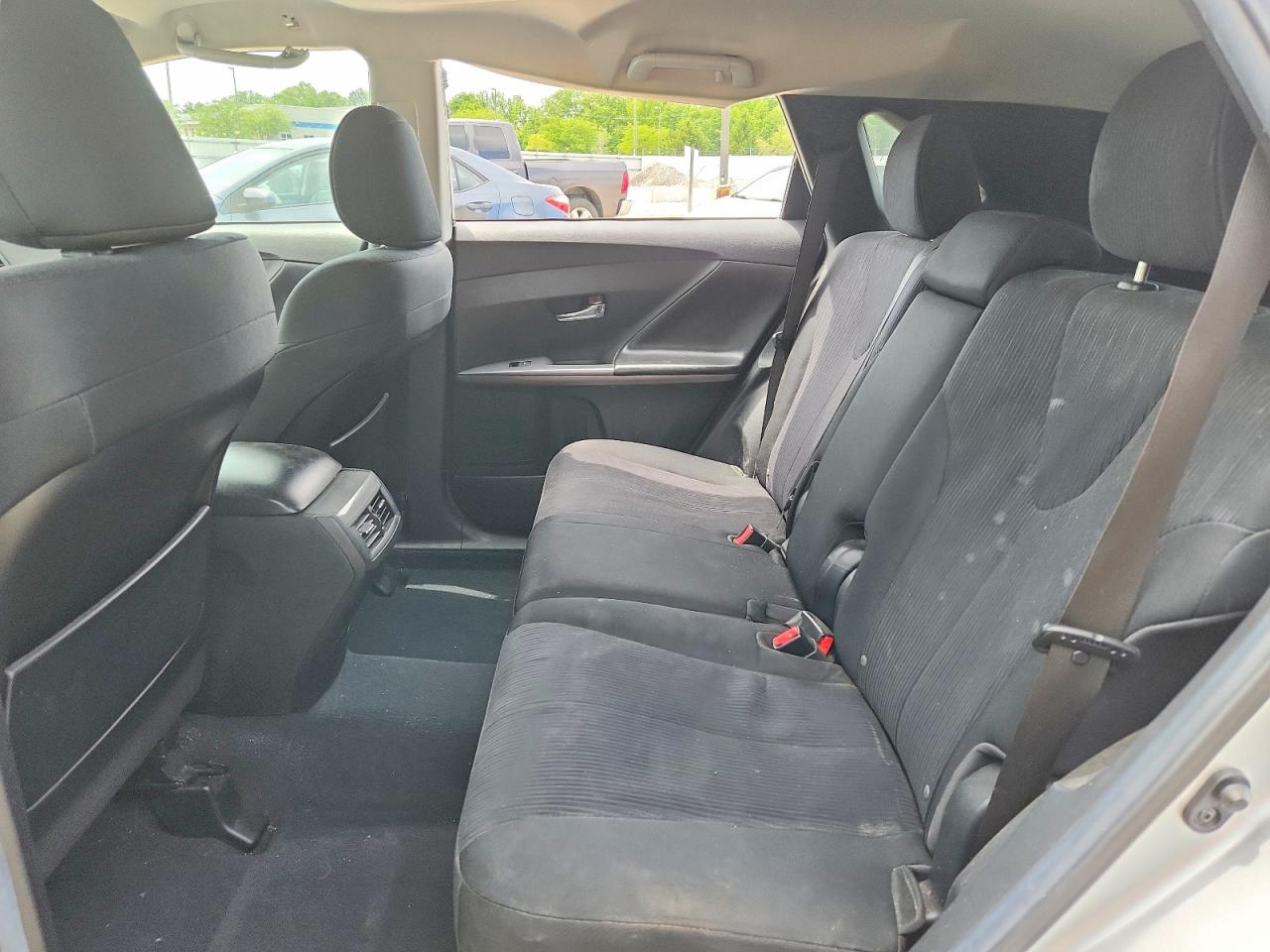 2013 Toyota Venza Le Silver vin: 4T3BA3BB4DU042632