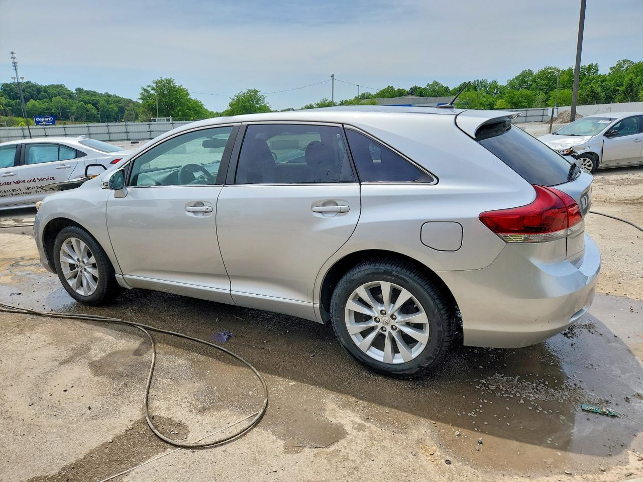 2013 Toyota Venza Le Silver vin: 4T3BA3BB4DU042632
