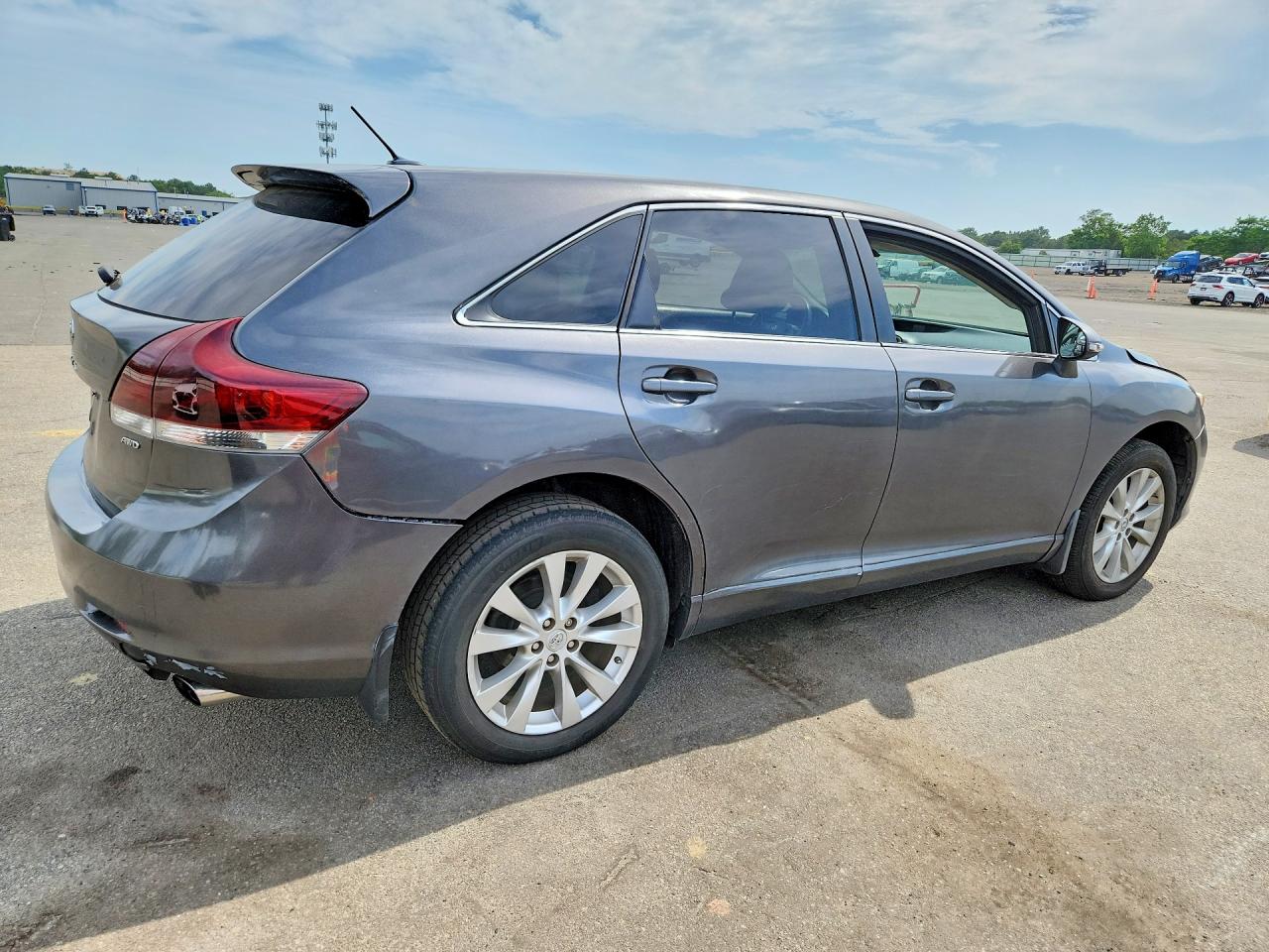 2013 Toyota Venza Le Gray vin: 4T3BA3BB4DU045921