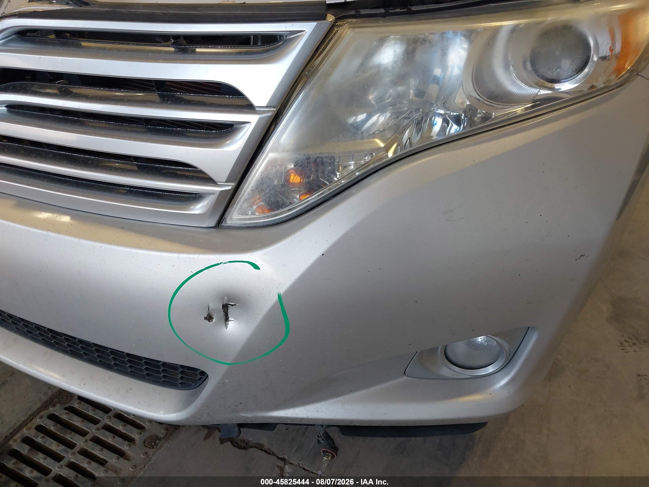 2011 Toyota Venza   Silver vin: 4T3BA3BB5BU023794