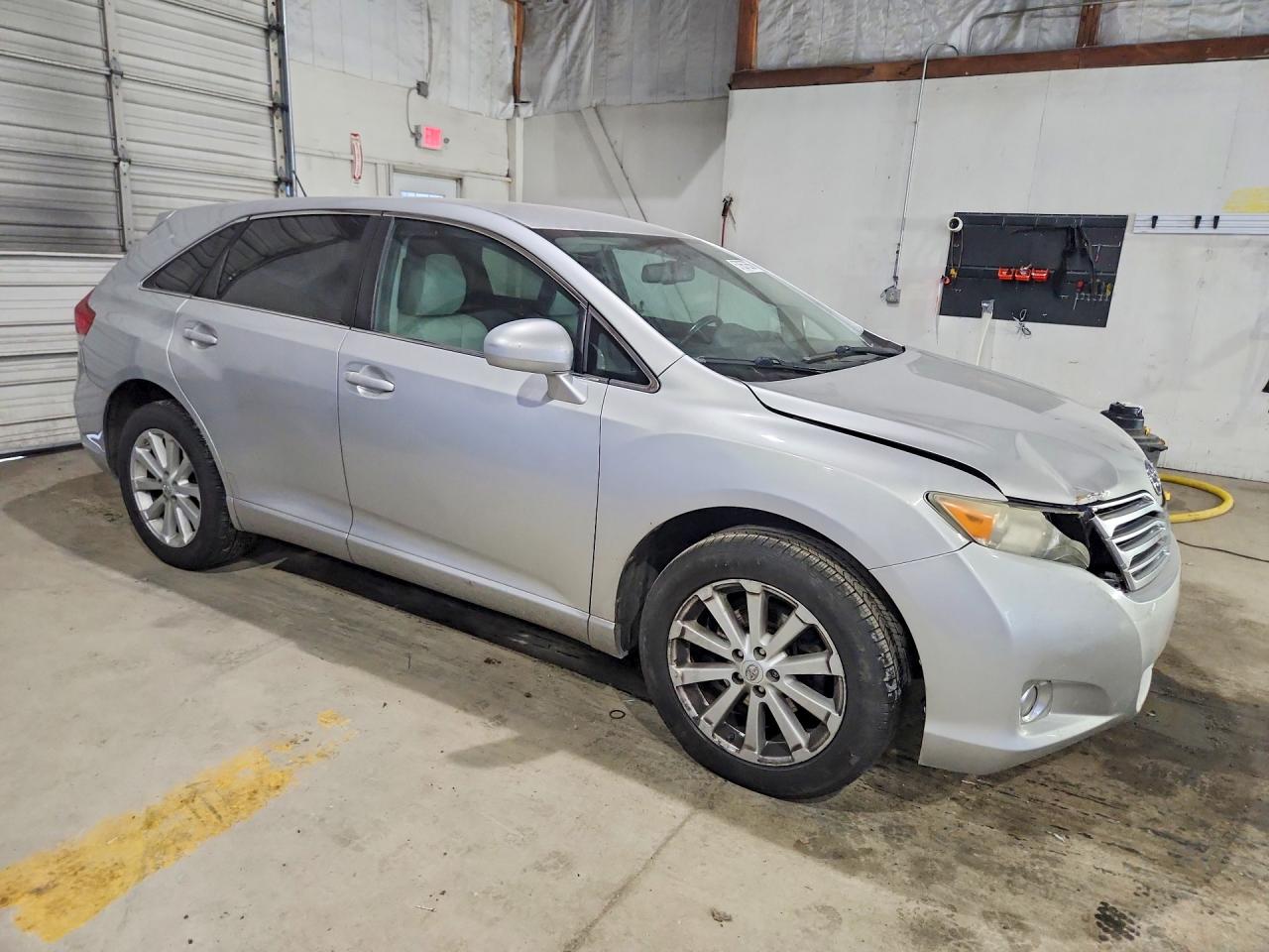 2012 Toyota Venza Le Silver vin: 4T3BA3BB5CU030746