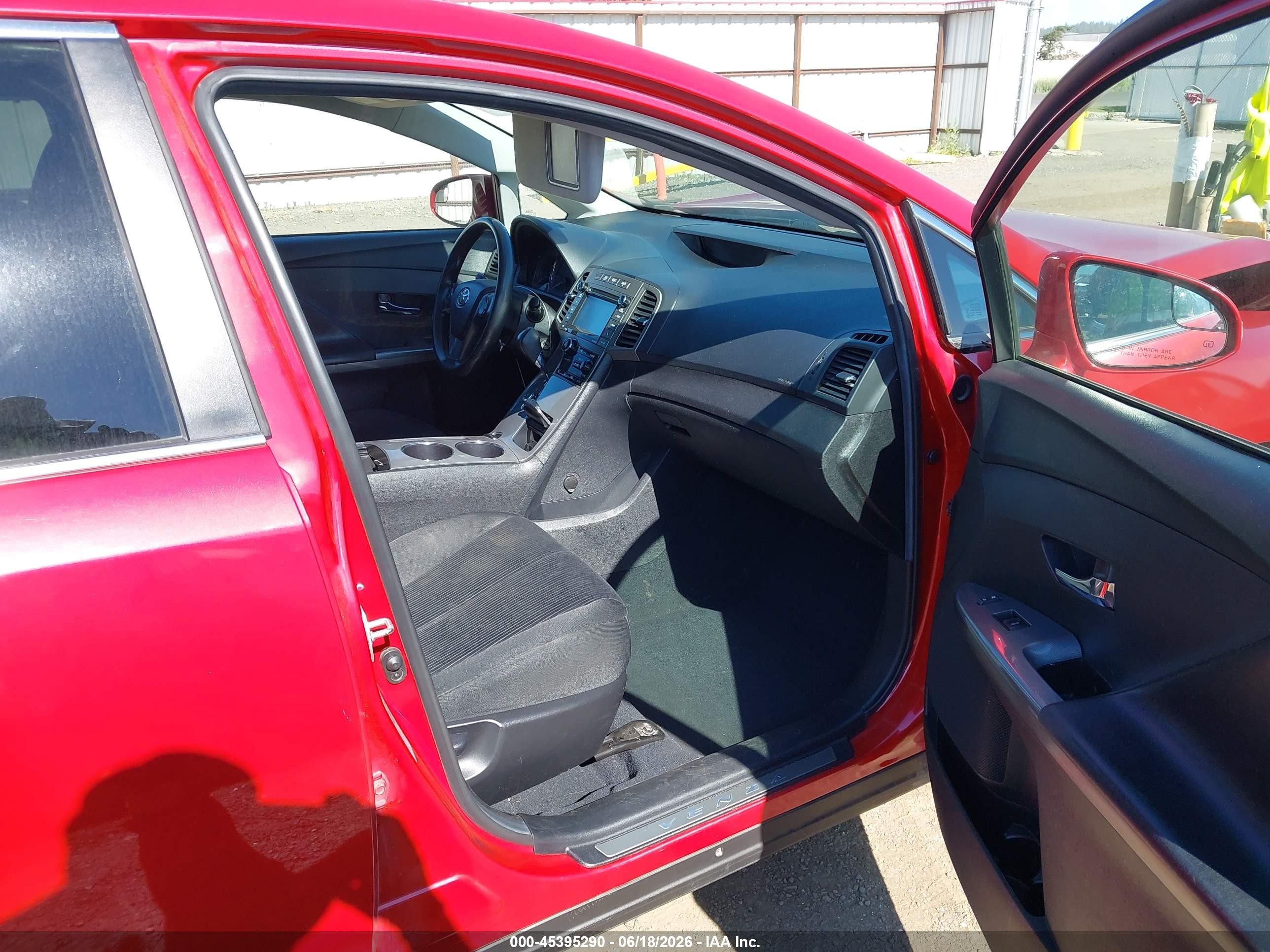 2015 Toyota Venza Le Red vin: 4T3BA3BB5FU067350
