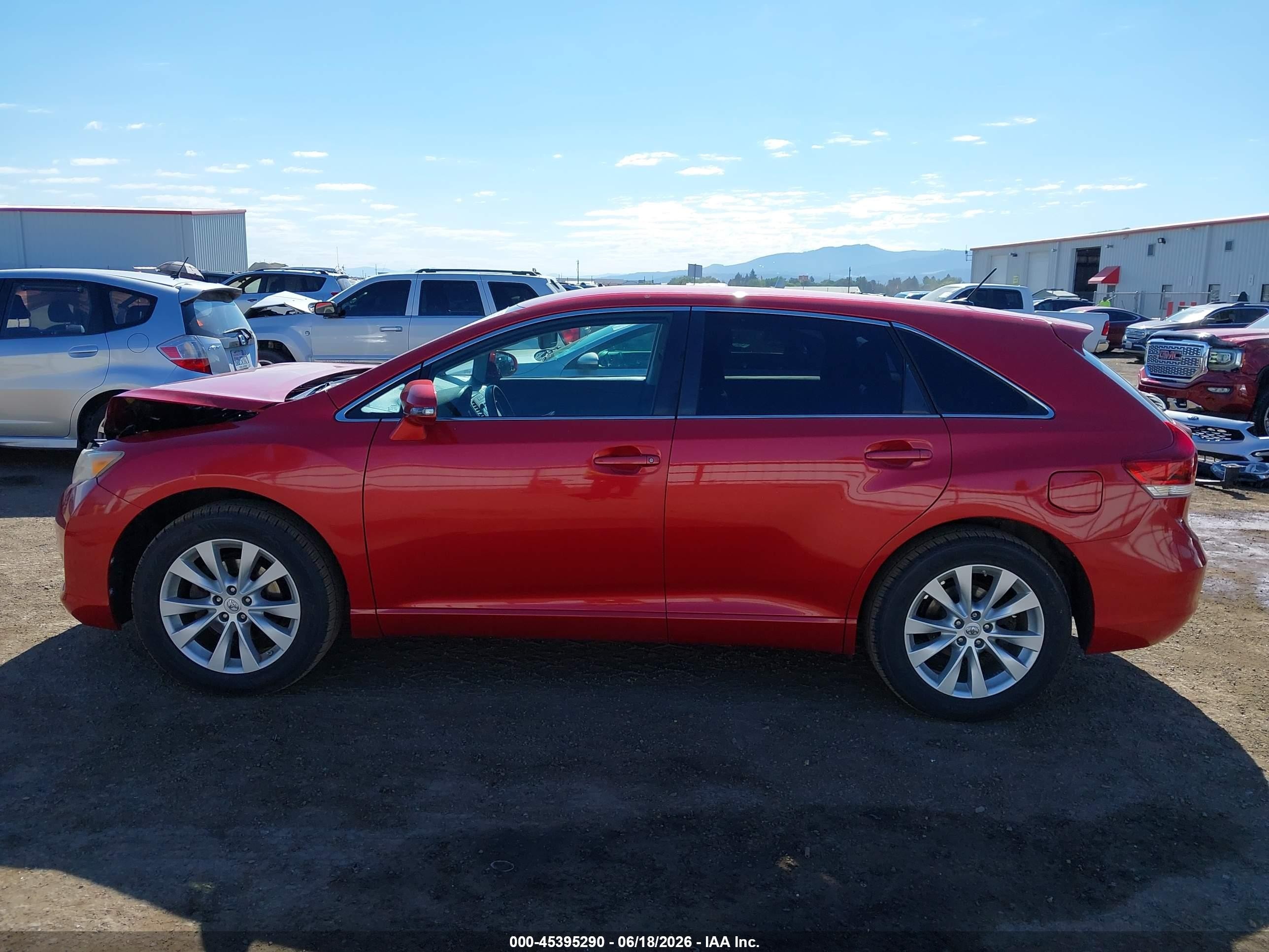 2015 Toyota Venza Le Red vin: 4T3BA3BB5FU067350