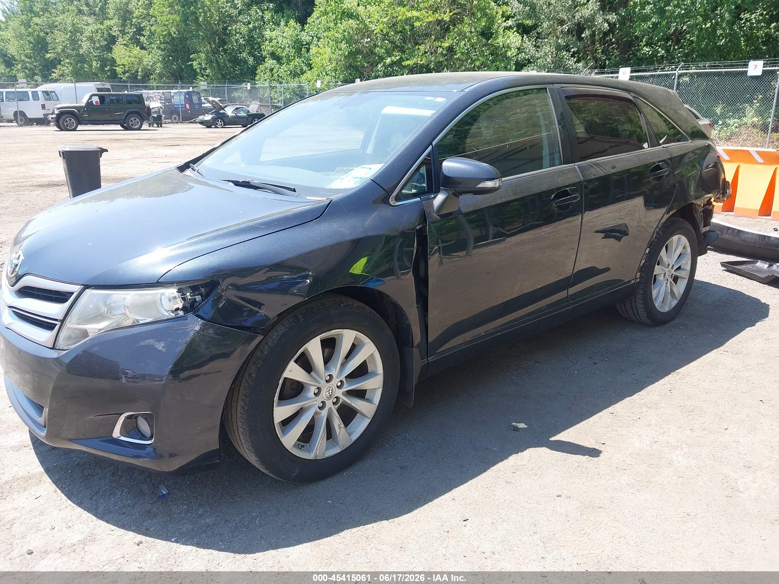 2015 Toyota Venza Le Dark Blue vin: 4T3BA3BB5FU073925