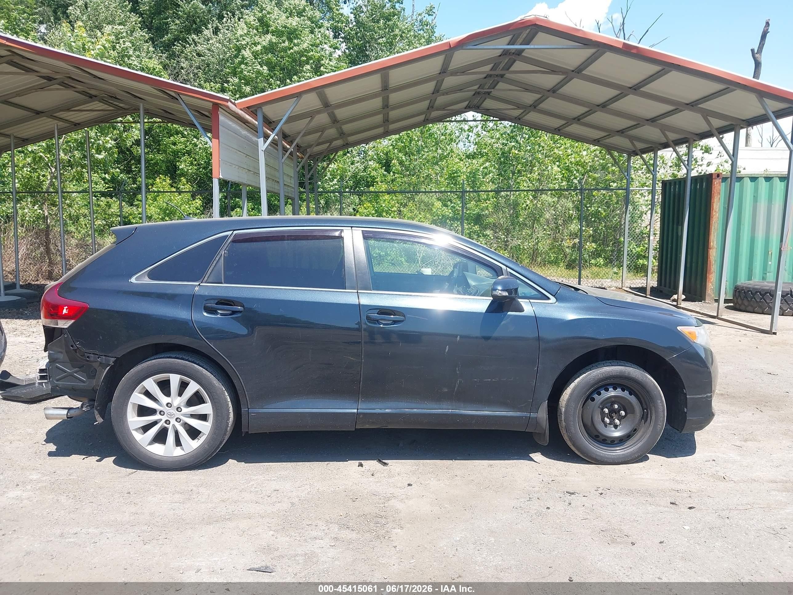 2015 Toyota Venza Le Dark Blue vin: 4T3BA3BB5FU073925