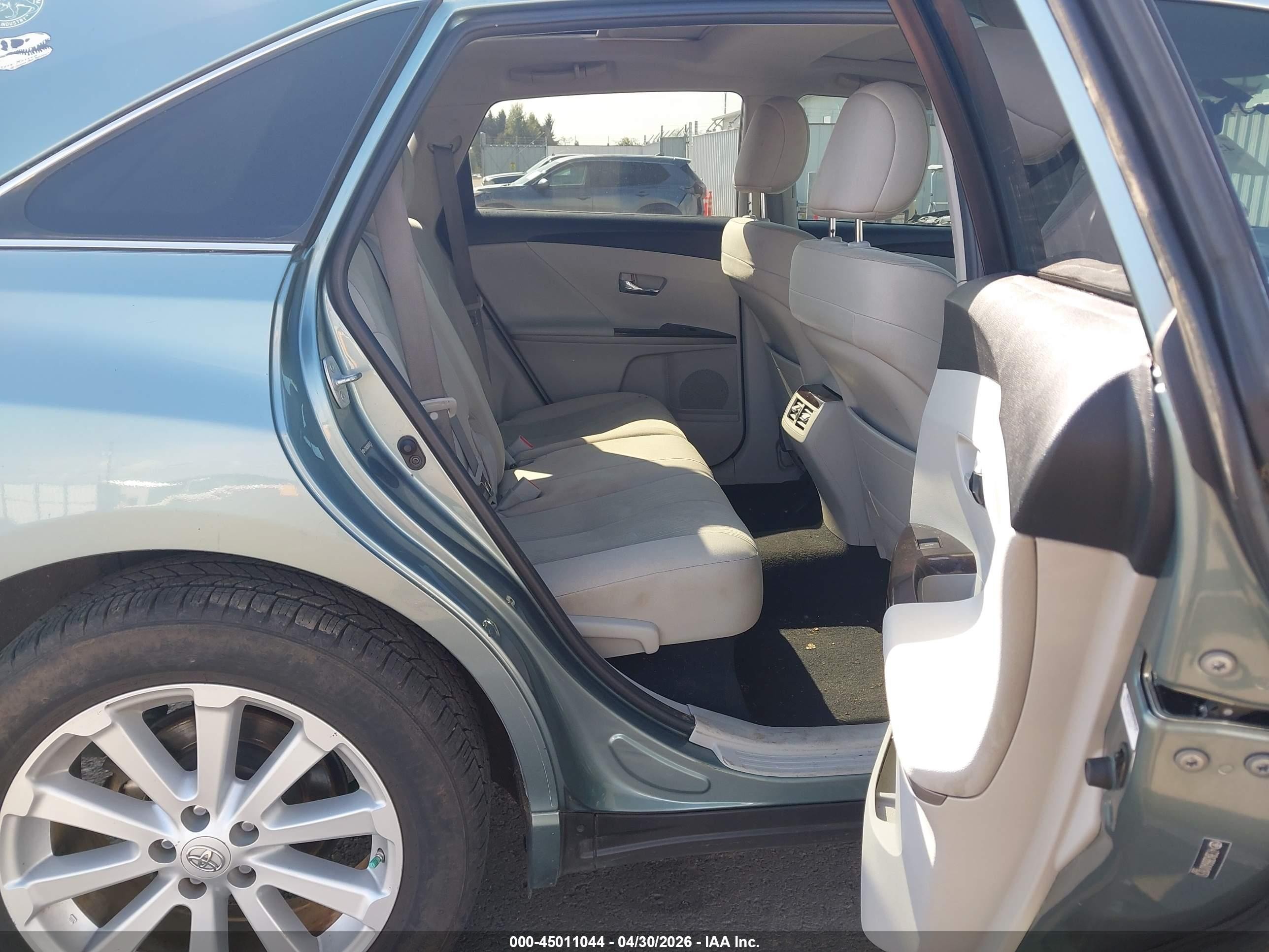 2010 Toyota Venza   Бирюзовый vin: 4T3BA3BB6AU018750