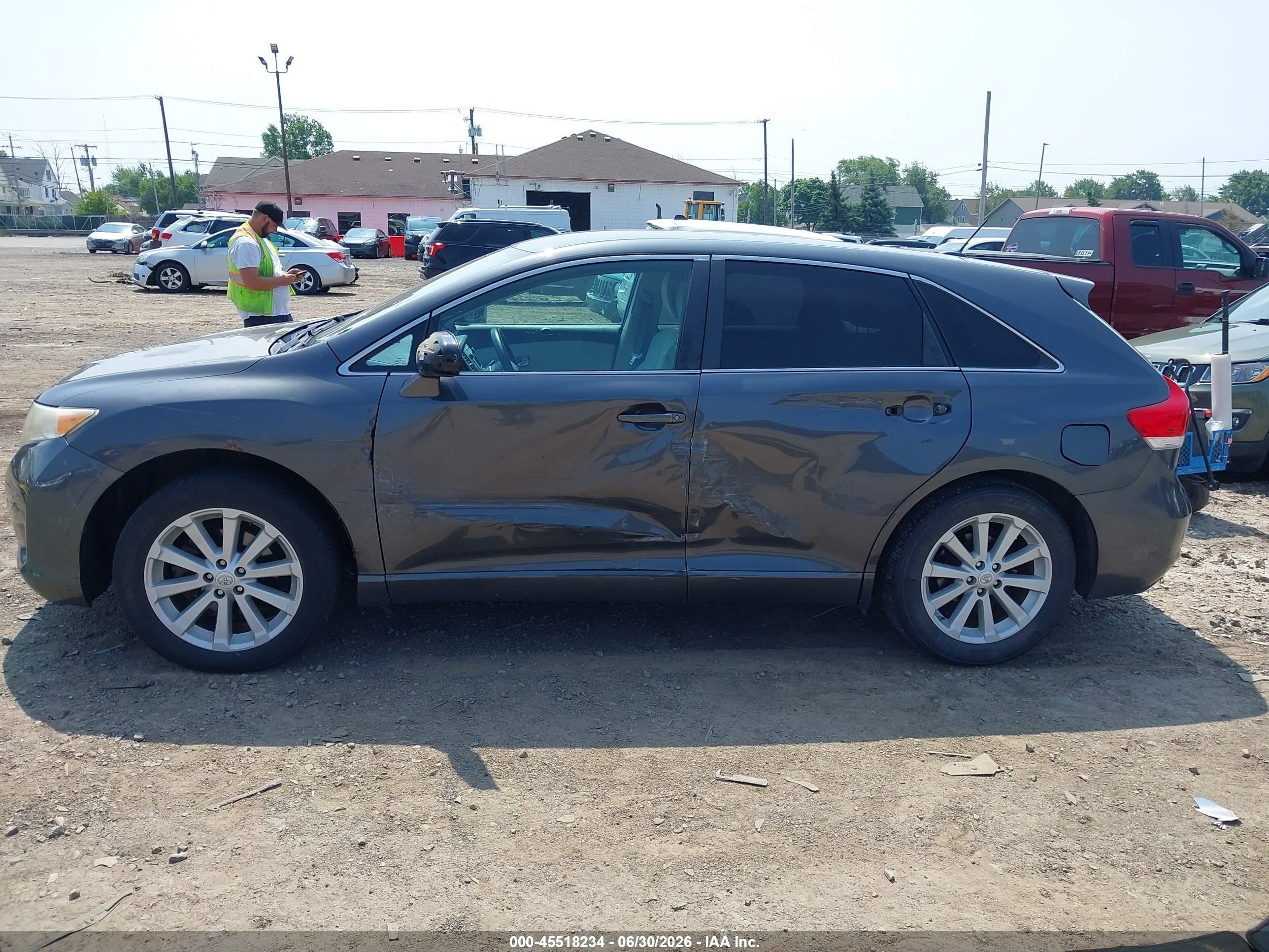 2011 Toyota Venza   Серый vin: 4T3BA3BB6BU021603