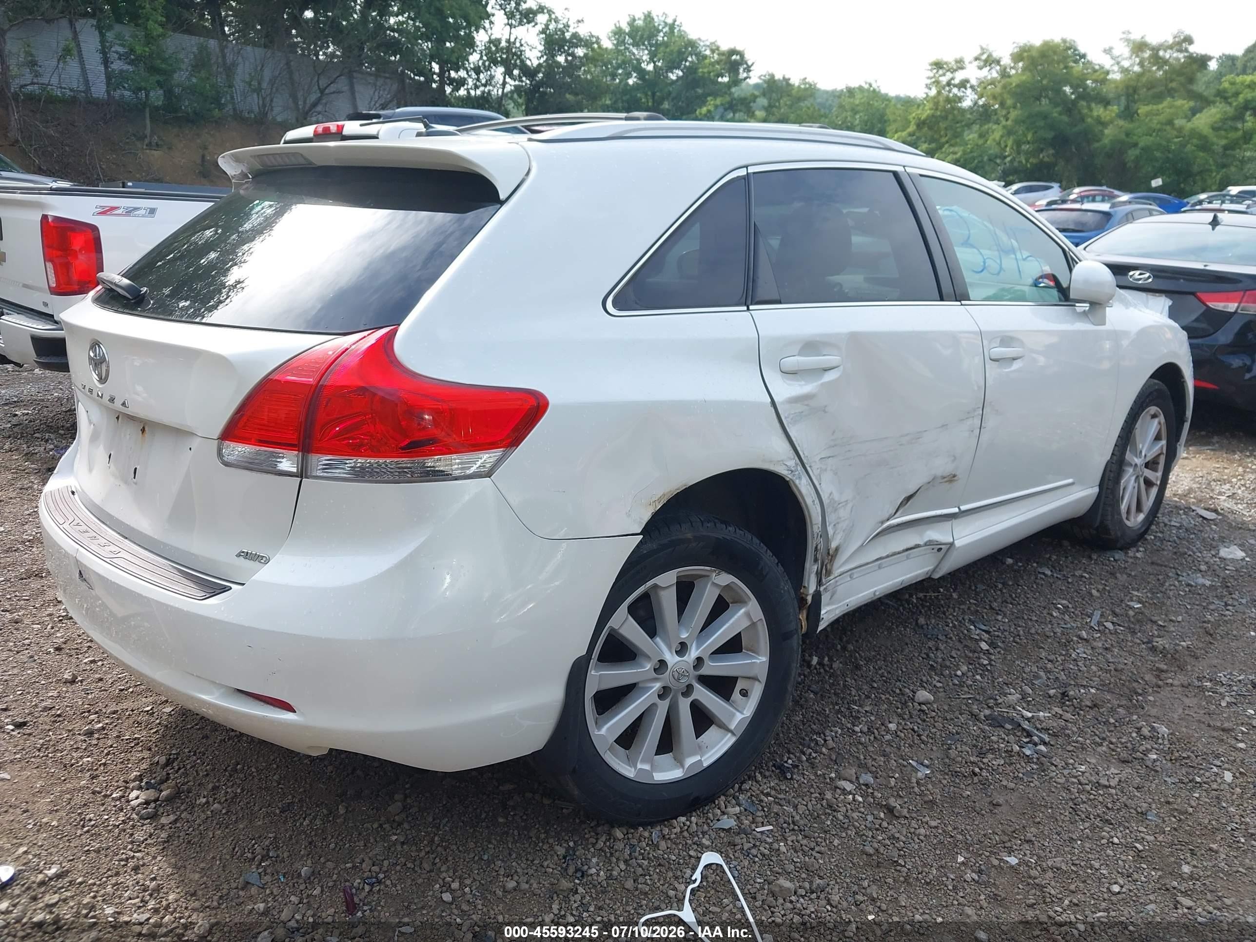 2011 Toyota Venza   White vin: 4T3BA3BB6BU026218