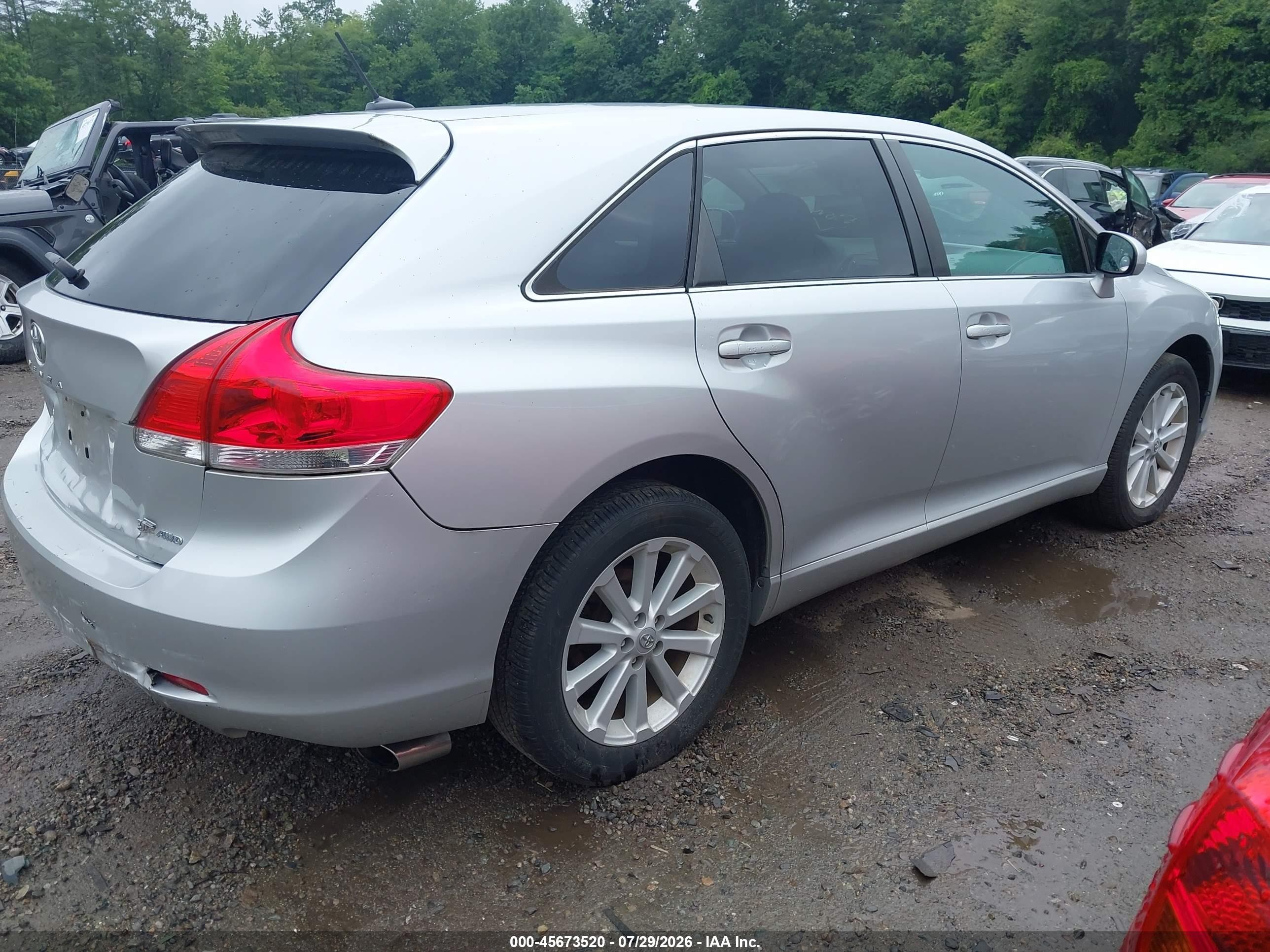 2012 Toyota Venza Le Серебряный vin: 4T3BA3BB6CU032974