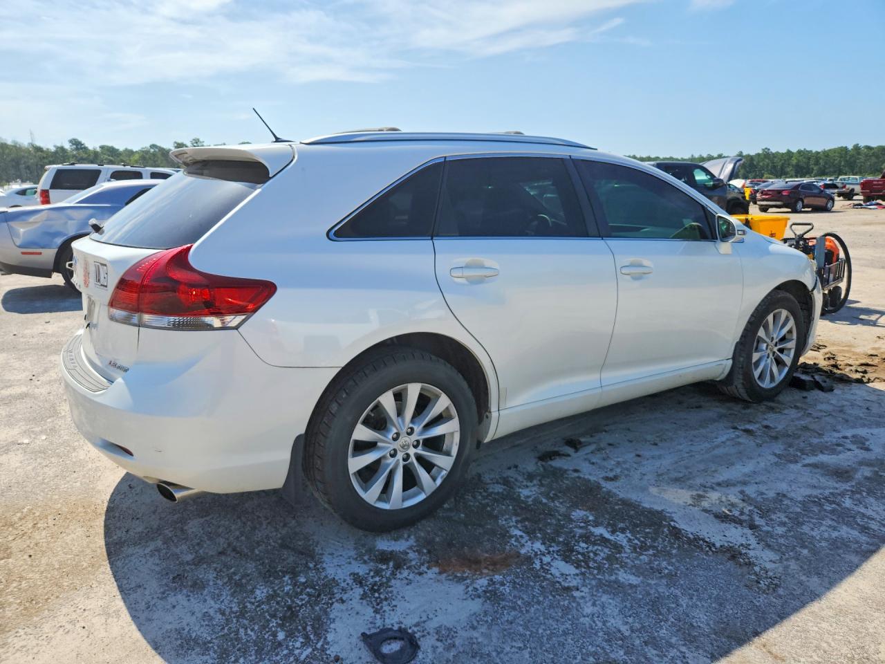 2013 Toyota Venza Le White vin: 4T3BA3BB6DU048836