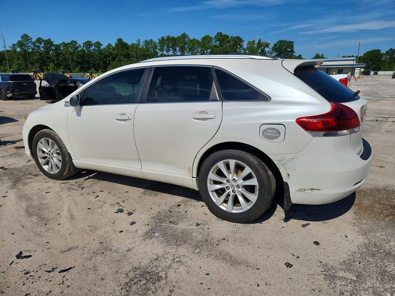 2013 Toyota Venza Le White vin: 4T3BA3BB6DU048836