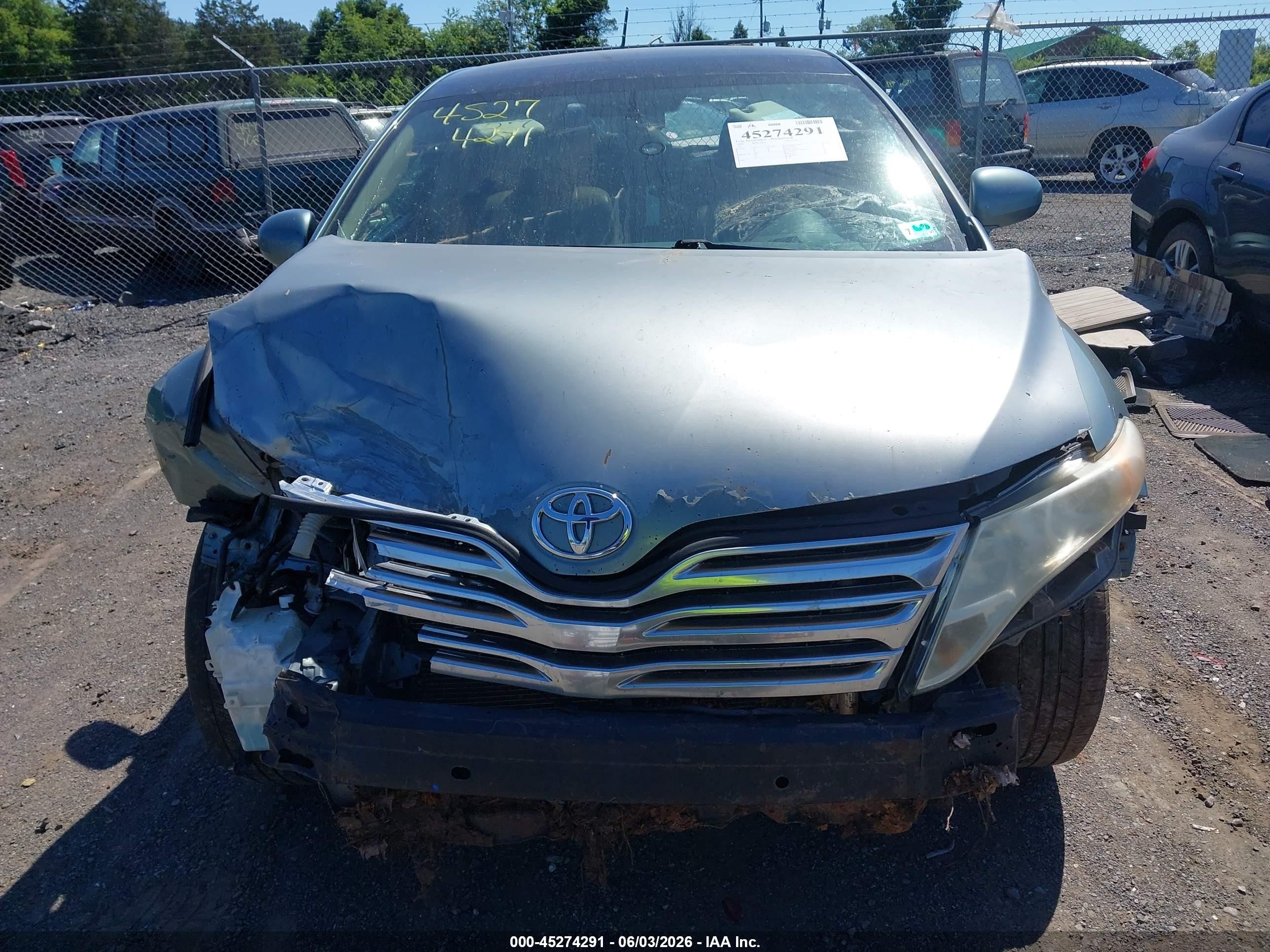 2010 Toyota Venza   Gray vin: 4T3BA3BB7AU009796