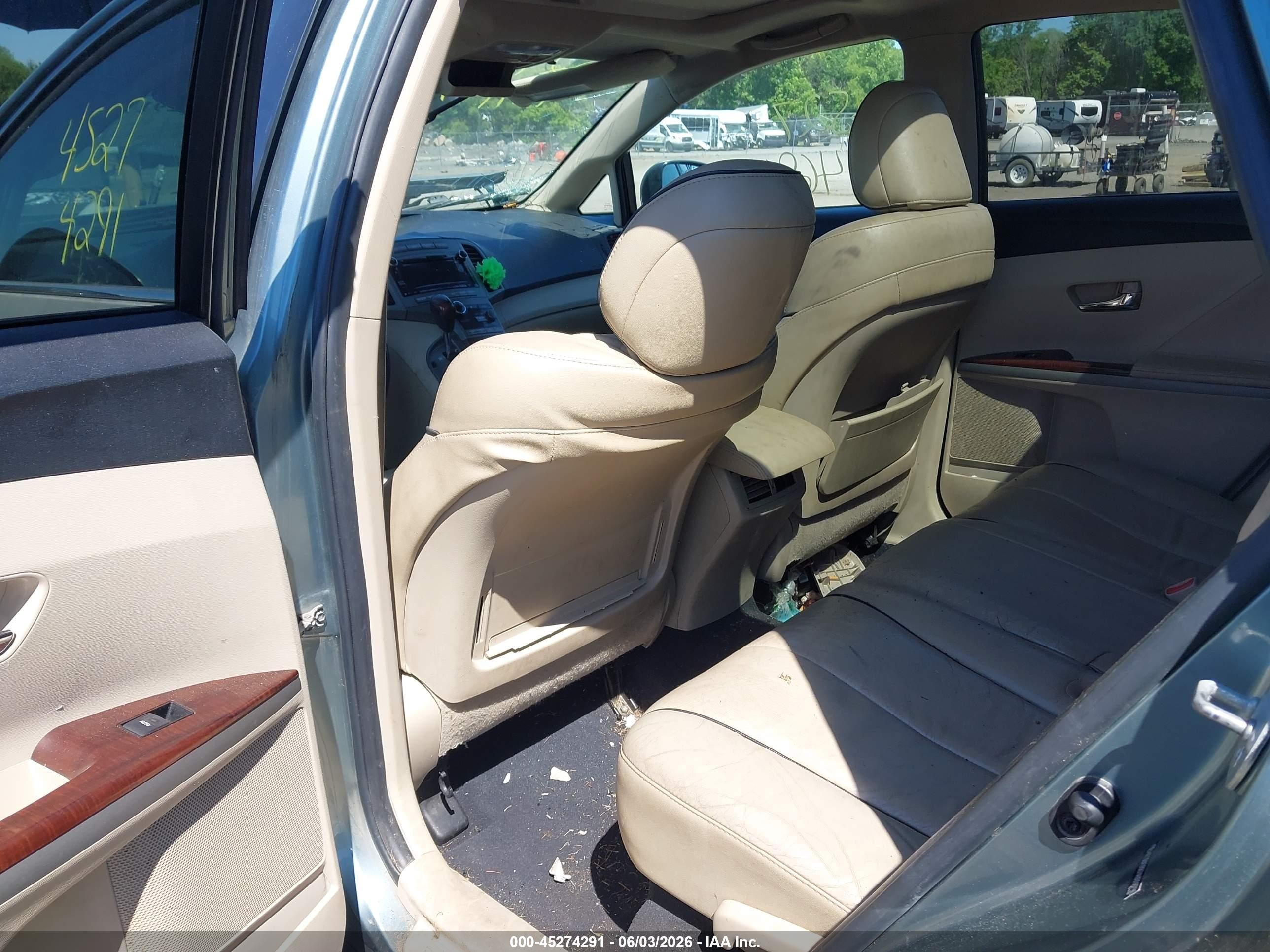 2010 Toyota Venza   Gray vin: 4T3BA3BB7AU009796