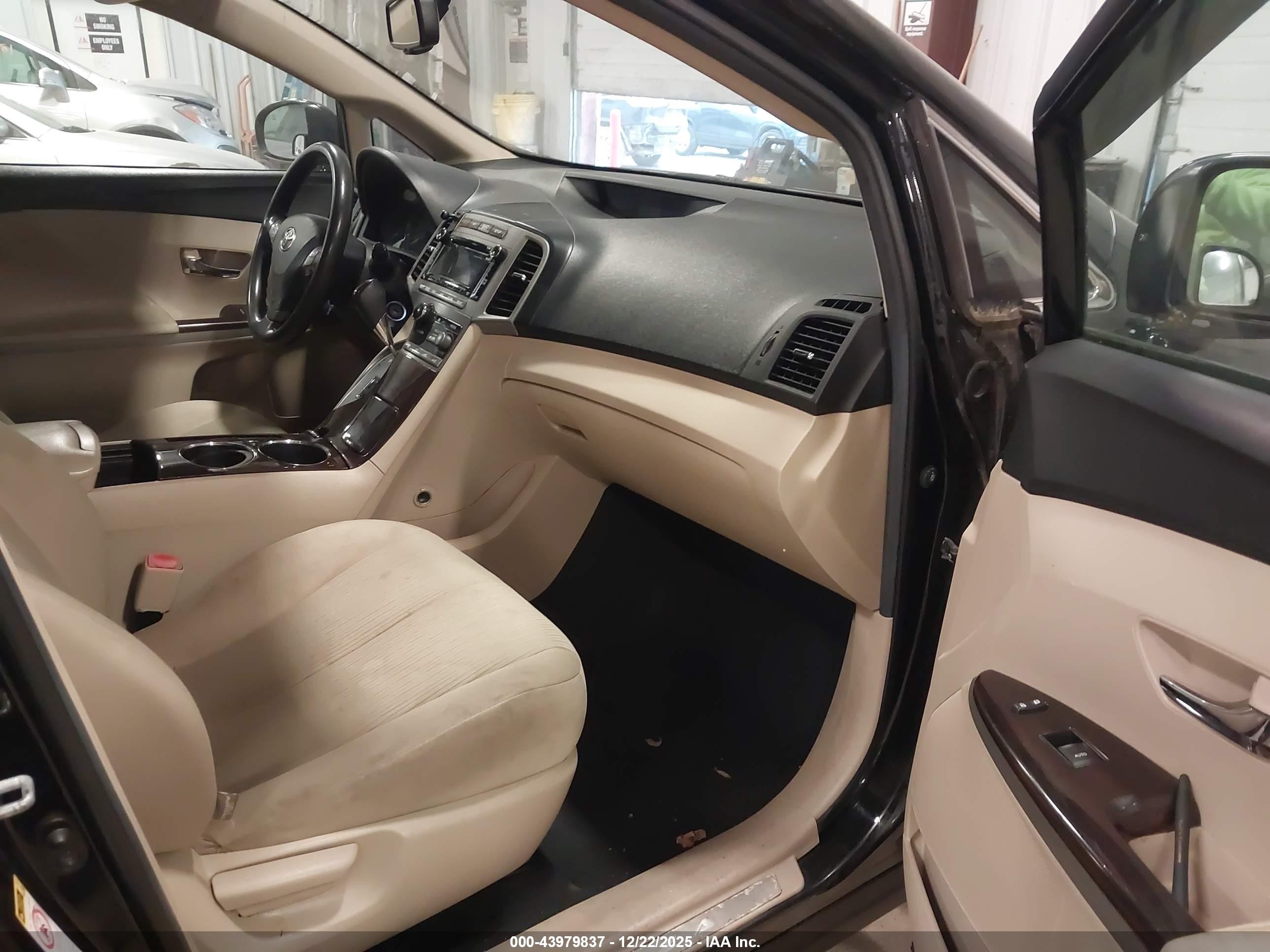 2012 Toyota Venza Le Black vin: 4T3BA3BB7CU029663