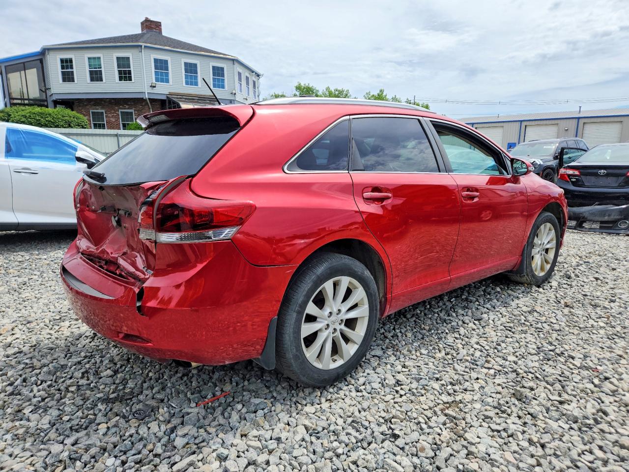 2013 Toyota Venza Le Red vin: 4T3BA3BB7DU036369